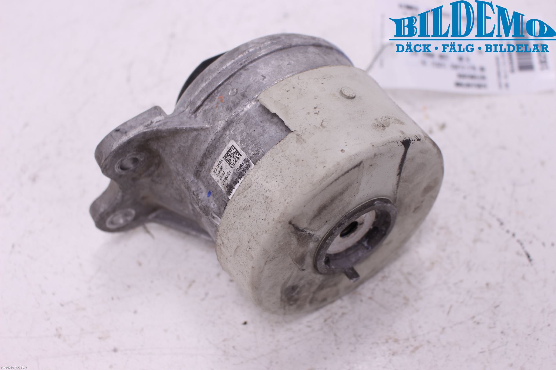 Mercedes-Benz MB GLC-KLASS (X253/C253) 15-22 Motor Feste Gummi