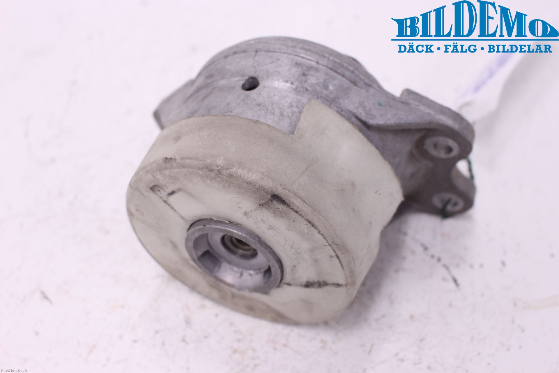 Mercedes-Benz MB GLC-KLASS (X253/C253) 15-22 Motor Feste Gummi