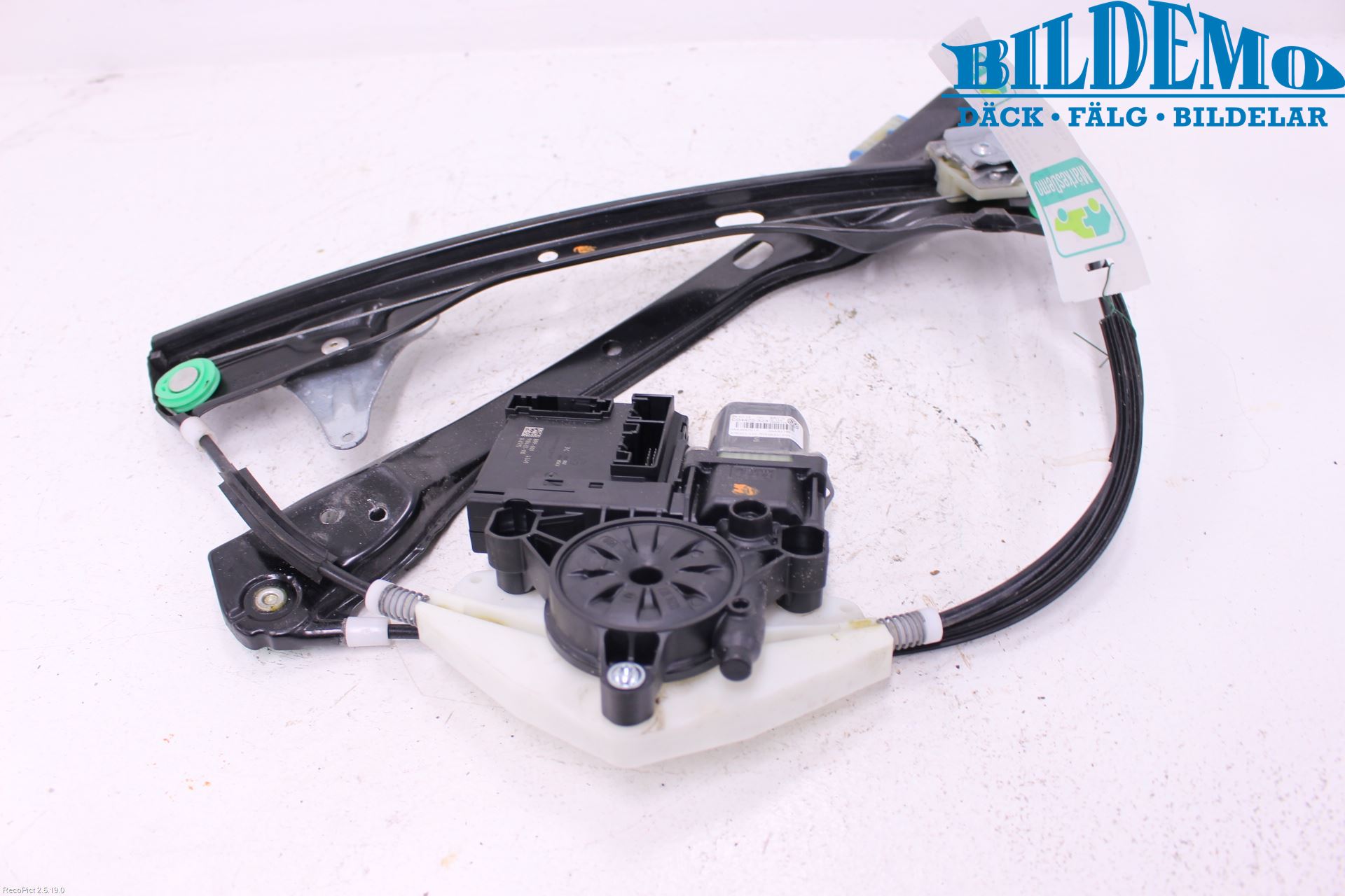 Volkswagen VW PASSAT 11-14 Vindusheis El Komp