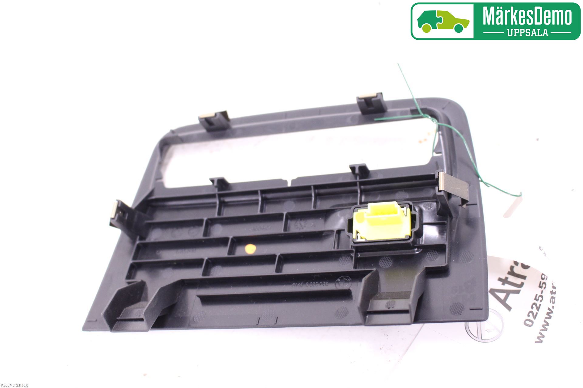 BMW 3 F30/F31/F80 12-19 Bryter Drivstoff Tankluke