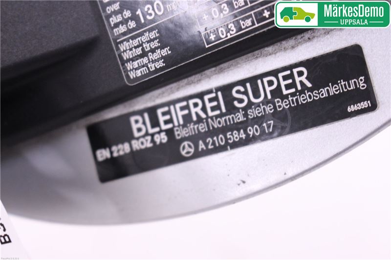 Mercedes-Benz MB E-KLASS (W211) 02-09 Drivstoff Tankluke