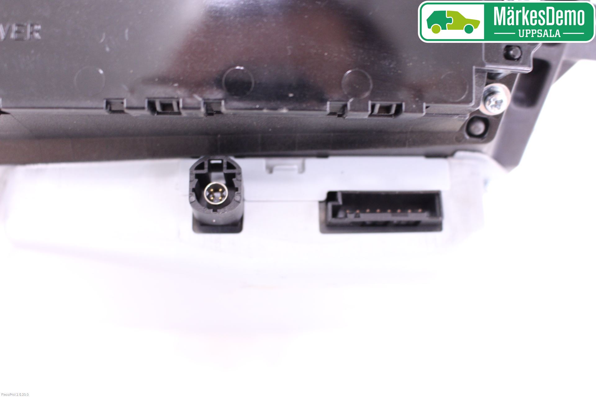 BMW 5 F10/F11/F18 09-17 Instr Skjerm Dvd-Gps-Ac-Tlf