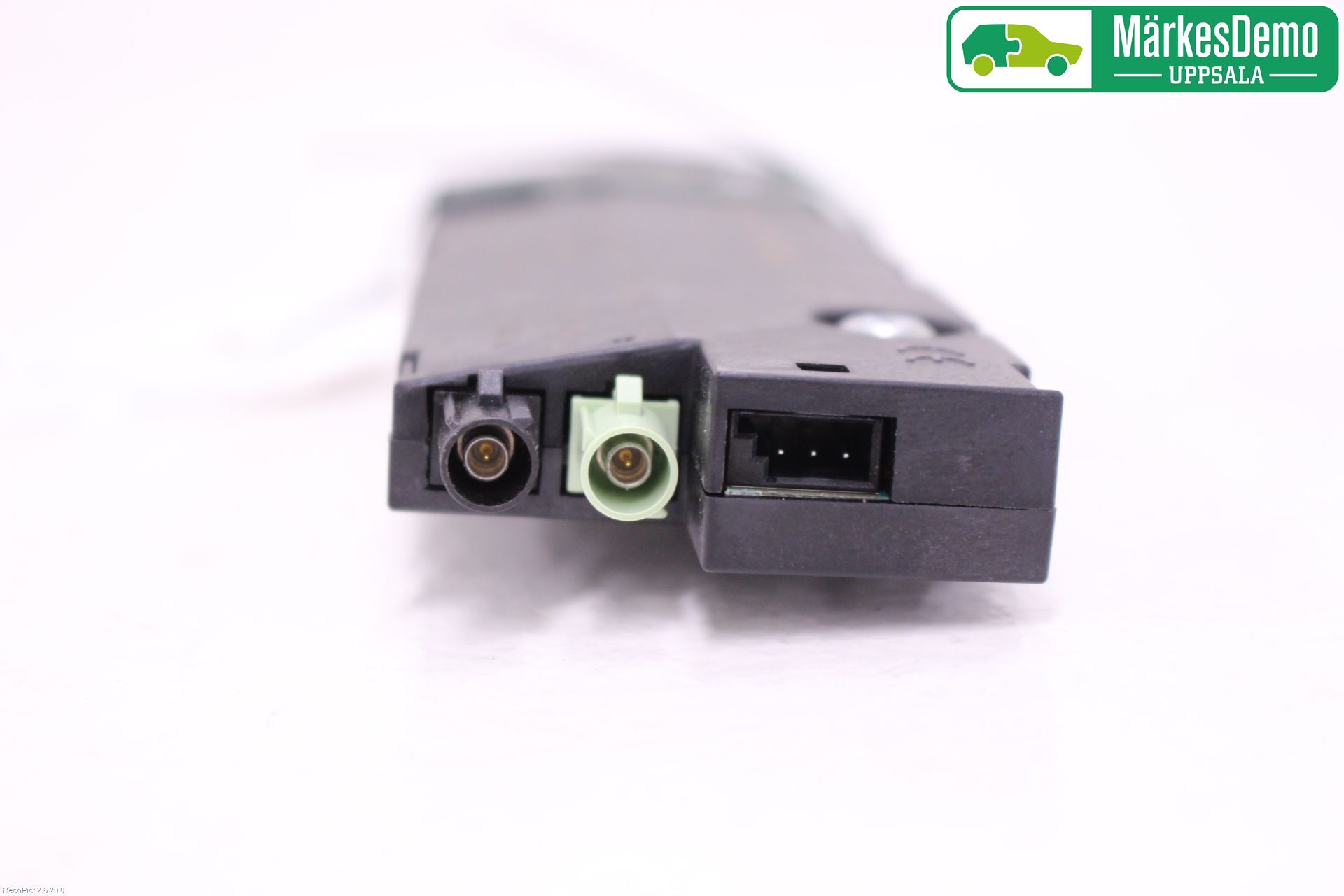 BMW 5 F10/F11/F18 09-17 Stereo Antenneforsterker
