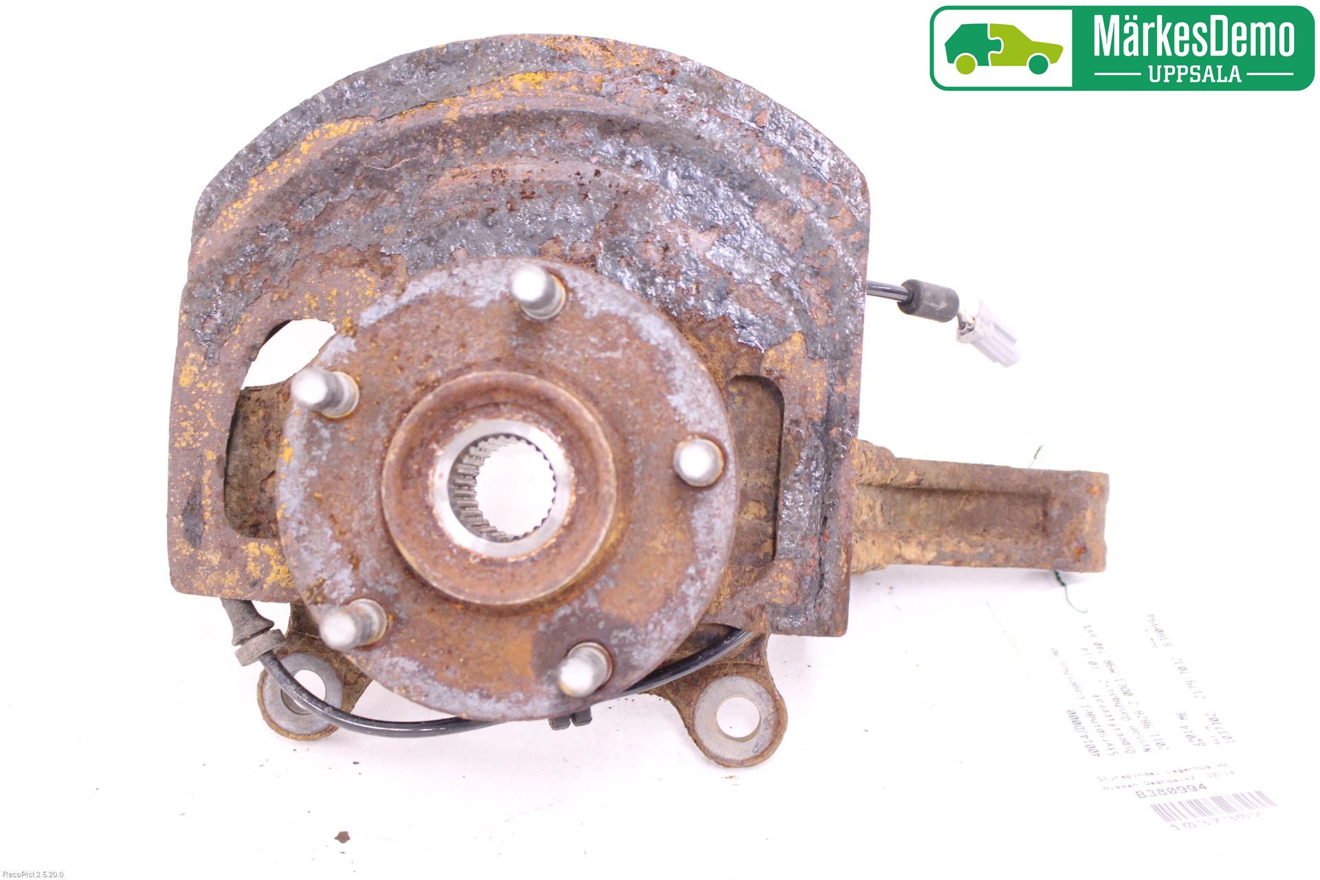 Nissan QASHQAI+2  10-14 Spindel Hf