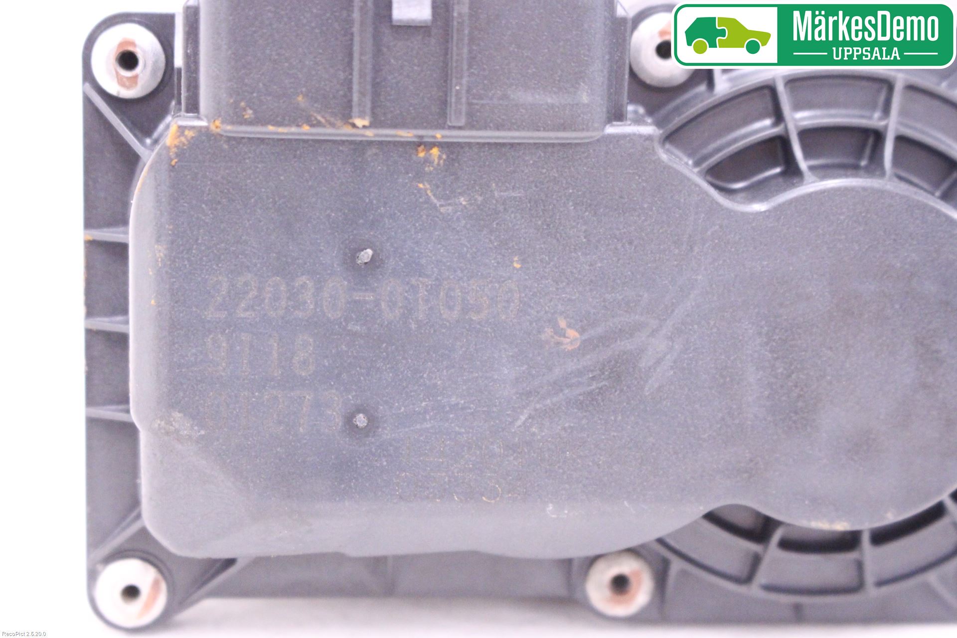 Toyota AVENSIS 09-15 Inns Spjeldhus