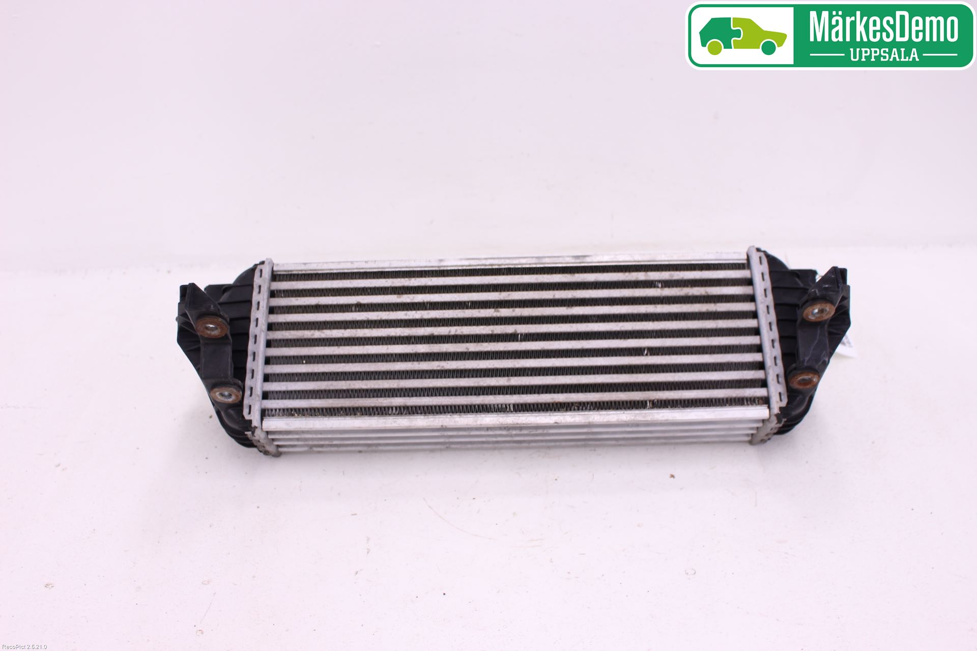Ford TRANSIT CONNECT 03-08 Intercooler Radiator