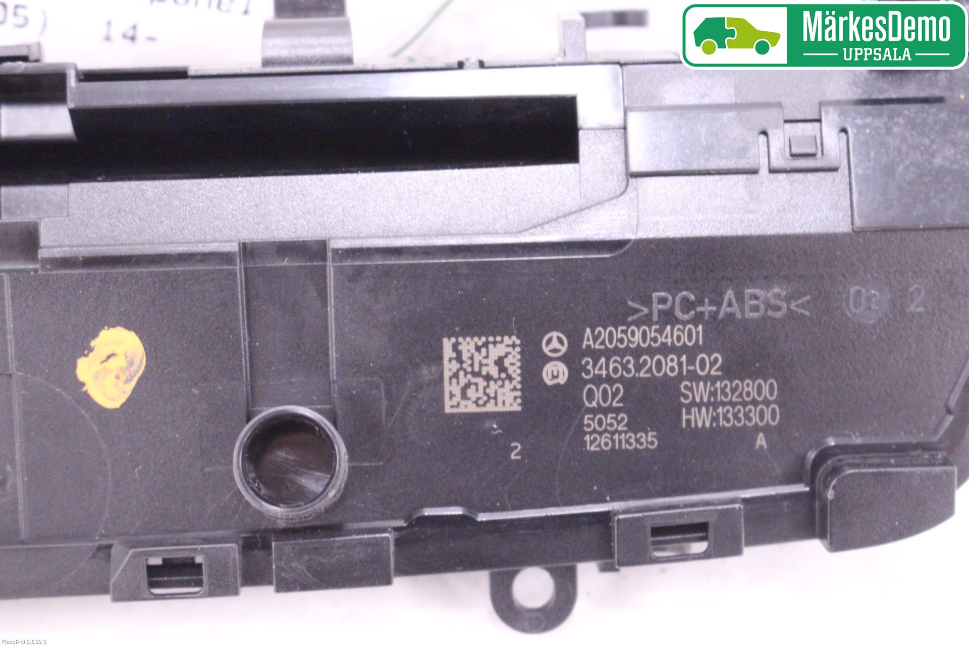 Mercedes-Benz MB C-KLASS (W205) 14-21 Stereo Radio Med Cd