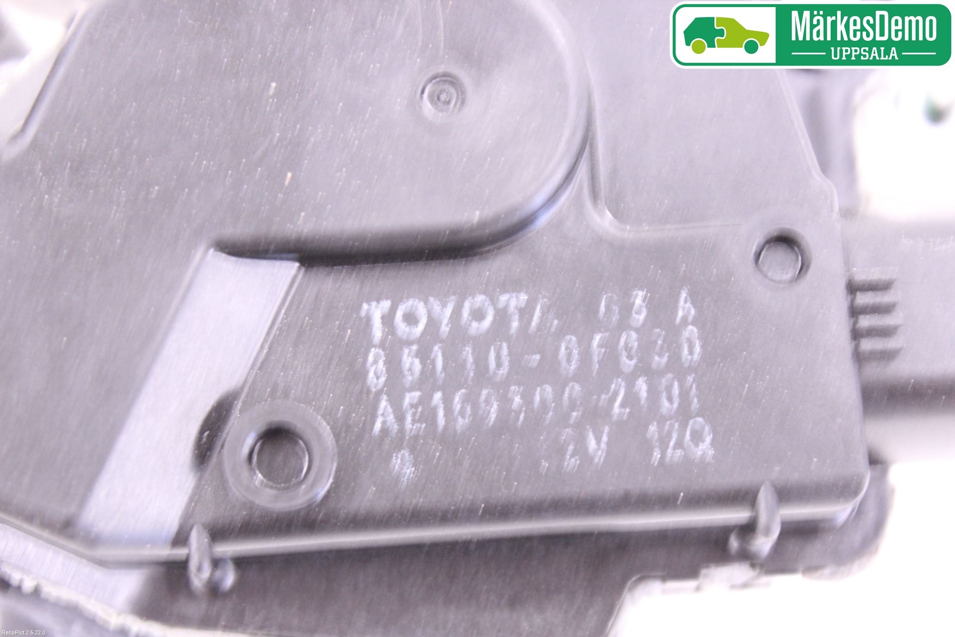 Toyota VERSO 09-18 Viskermotor Frontrute