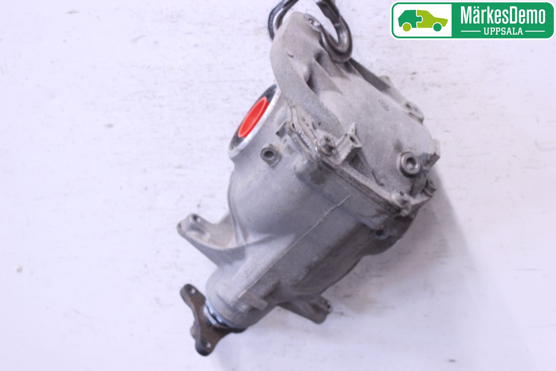 BMW 6 F12/F13 10-18 Bakaksel Kardang Bak -Diff