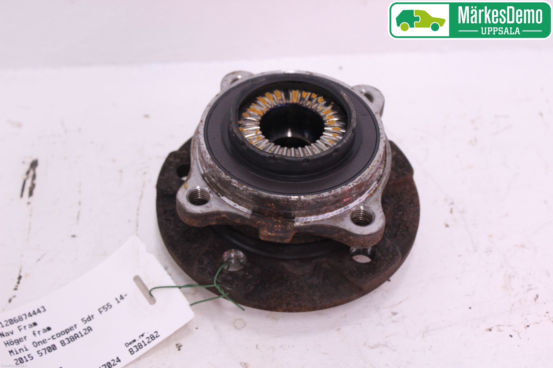 Mini ONE/COOPER 5DR F55 14-24 Nav Foran