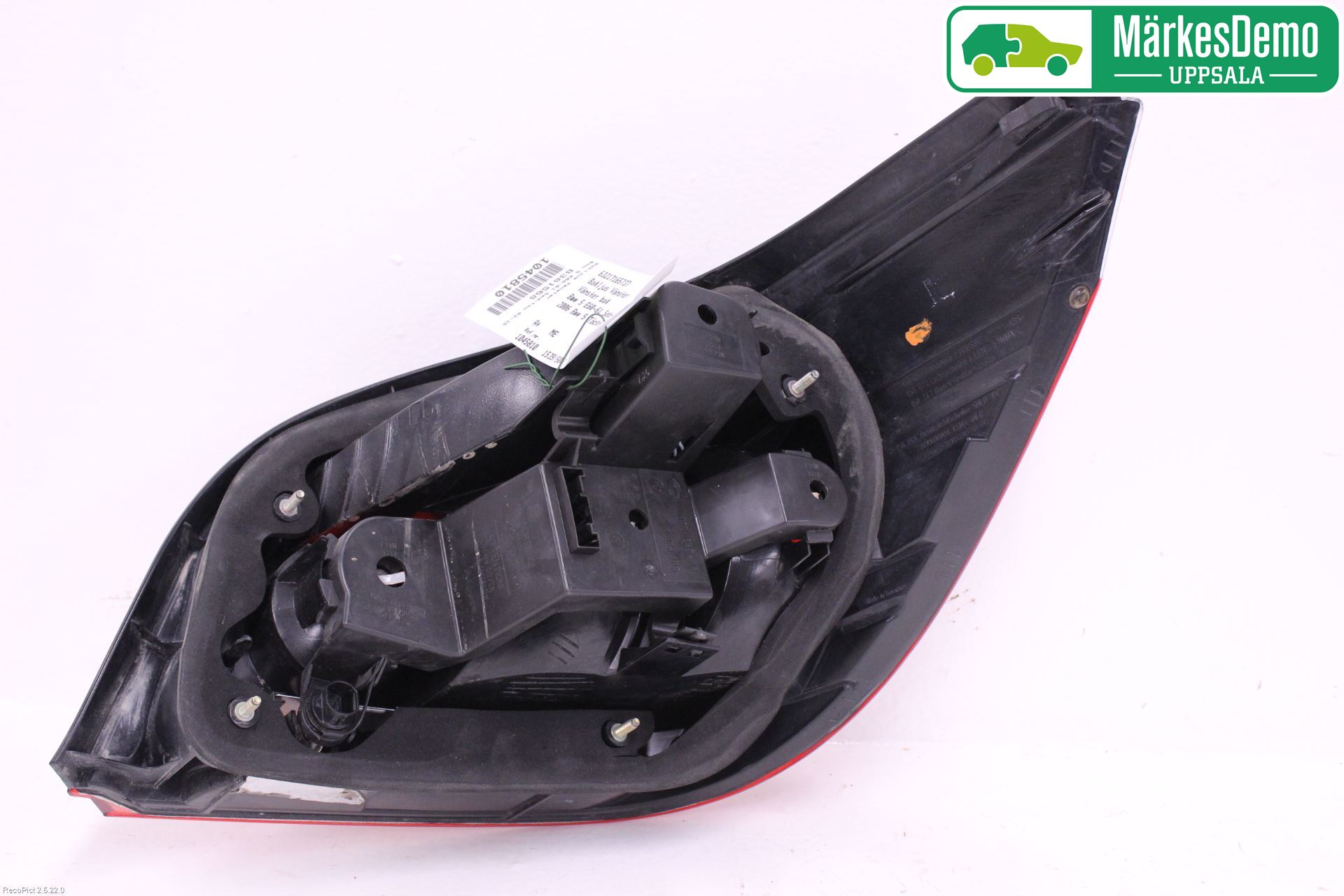 BMW 5 E60/61 Sed/Tou 02-10 Baklykt Venstre
