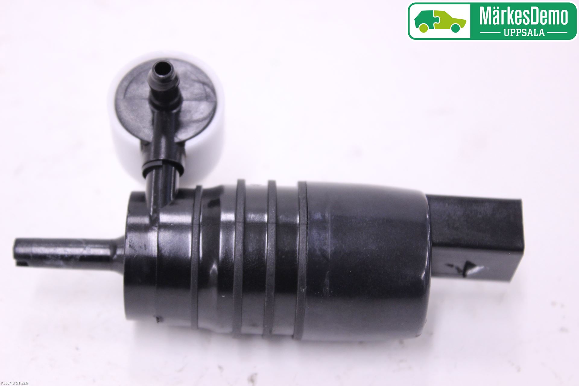 BMW X1 F48 15-22 Spylerpumpe Frontrute