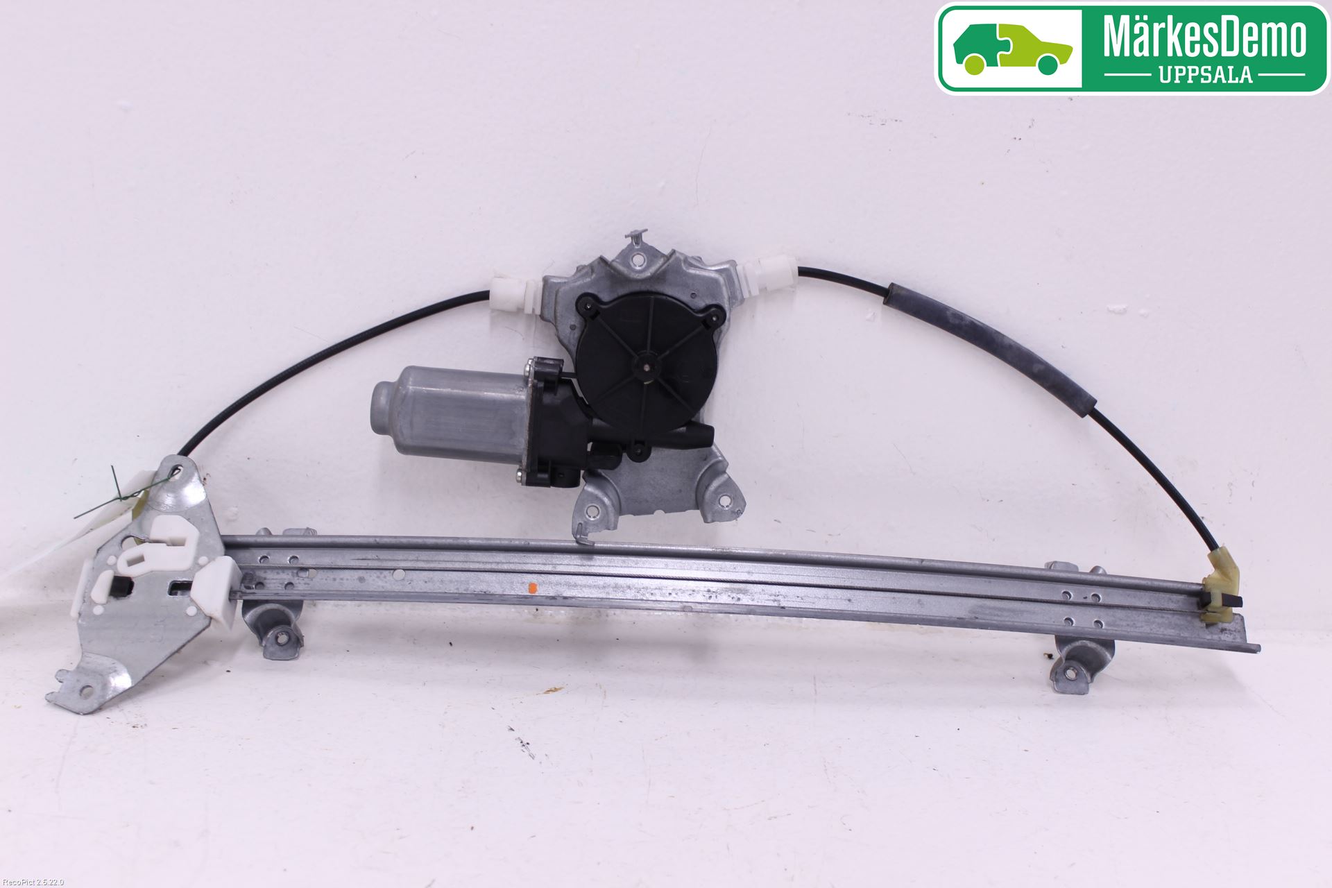Nissan NAVARA 05-16 Vindusheis El Komp