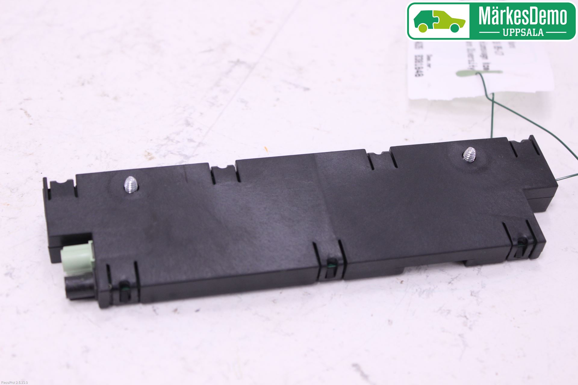 BMW 5 F10/F11/F18 09-17 Stereo Antenneforsterker