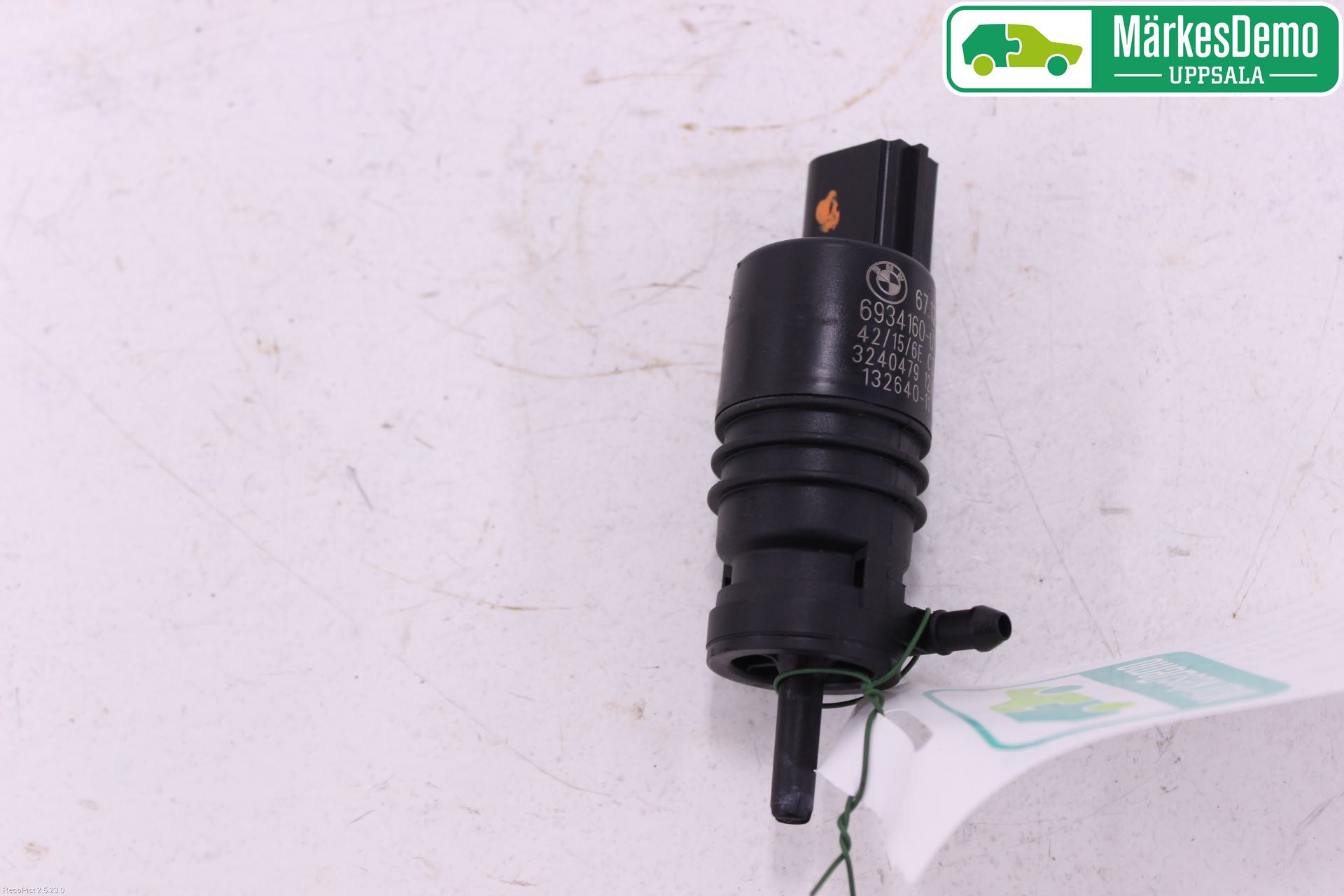 BMW 5 F10/F11/F18 09-17 Spylerpumpe Frontrute