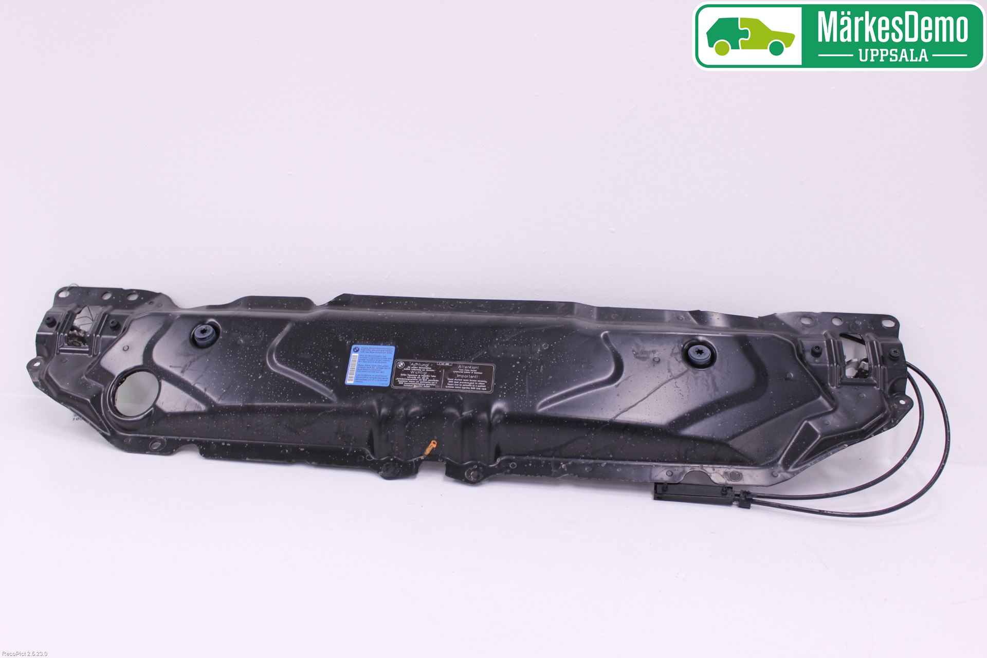 BMW 5 E60/61 Sed/Tou 02-10 Frontplate Øvre