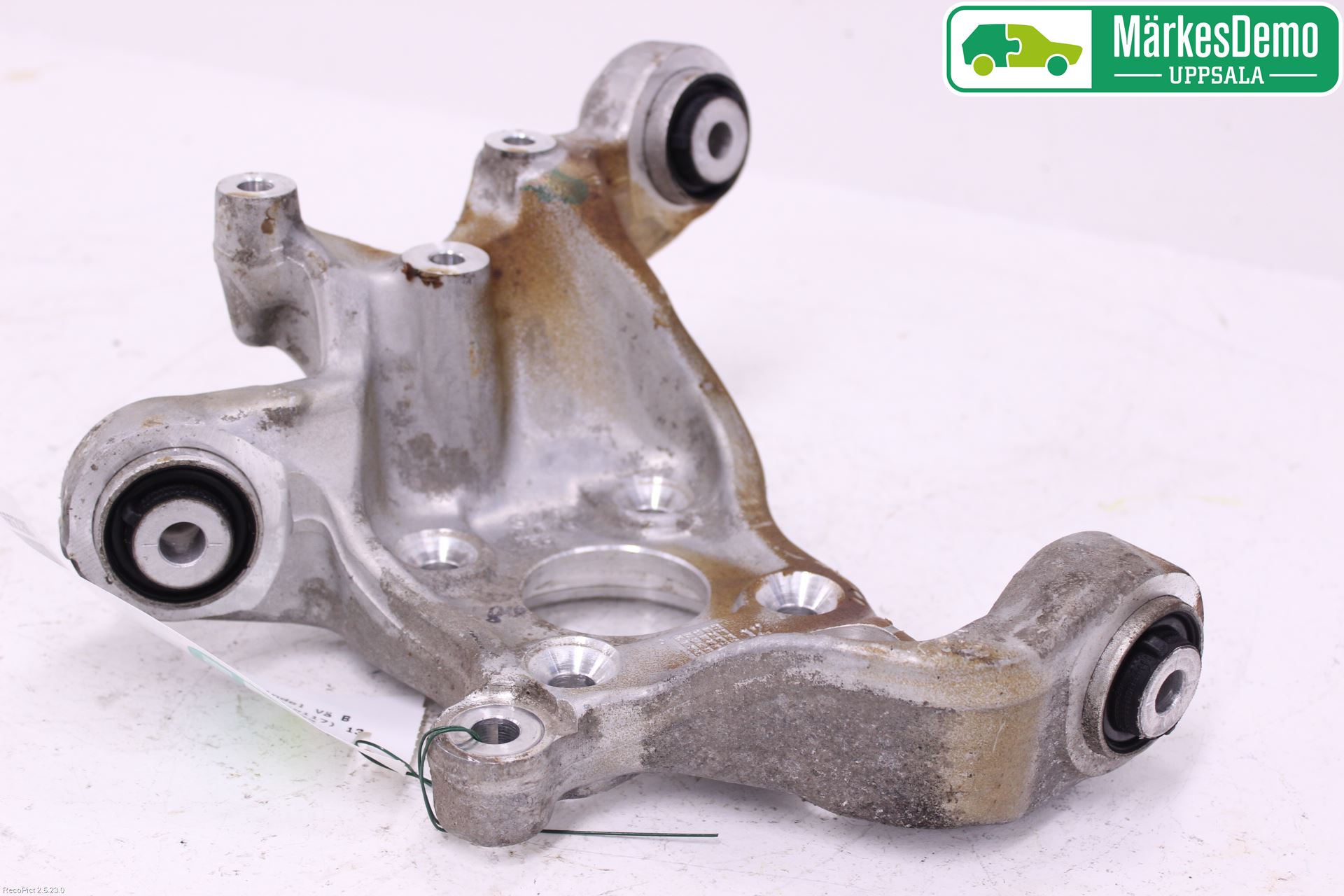 Mercedes-Benz MB CLA-KLASS (C117/X117) 13-19 Spindel Vb
