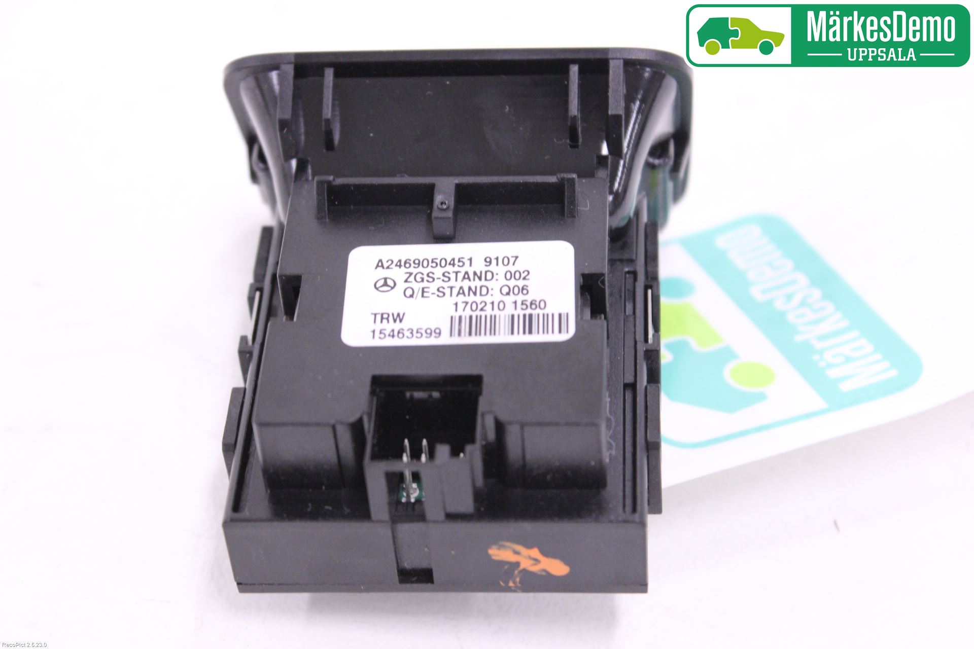 Mercedes-Benz MB CLA-KLASS (C117/X117) 13-19 Bryter Parkeringsbrems
