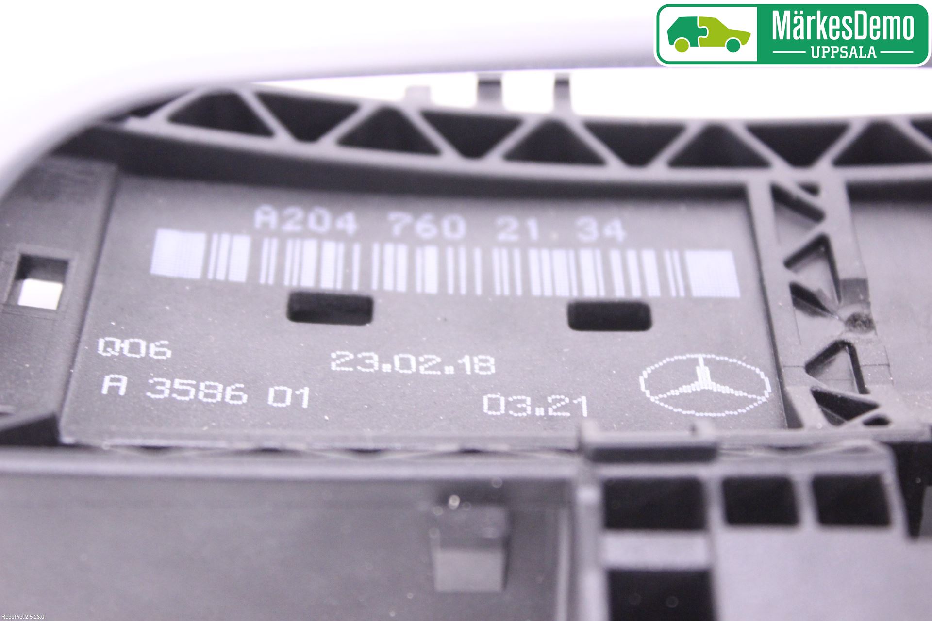 Mercedes-Benz MB A-KLASS (W176) 13-18 Dørhandtak Ytre Venstre