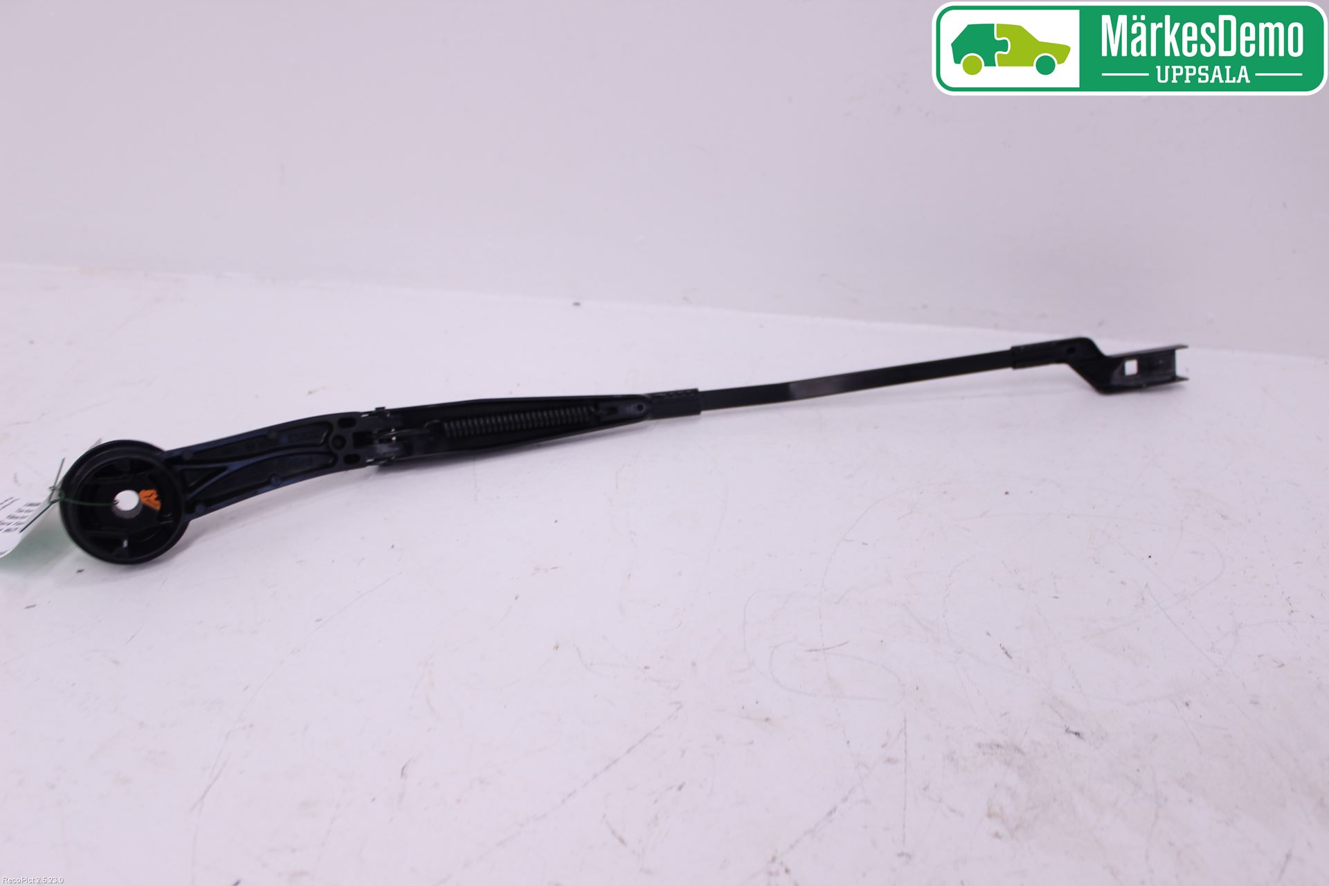 Ford FOCUS 11-14 Viskerarm-Armer Frontrute