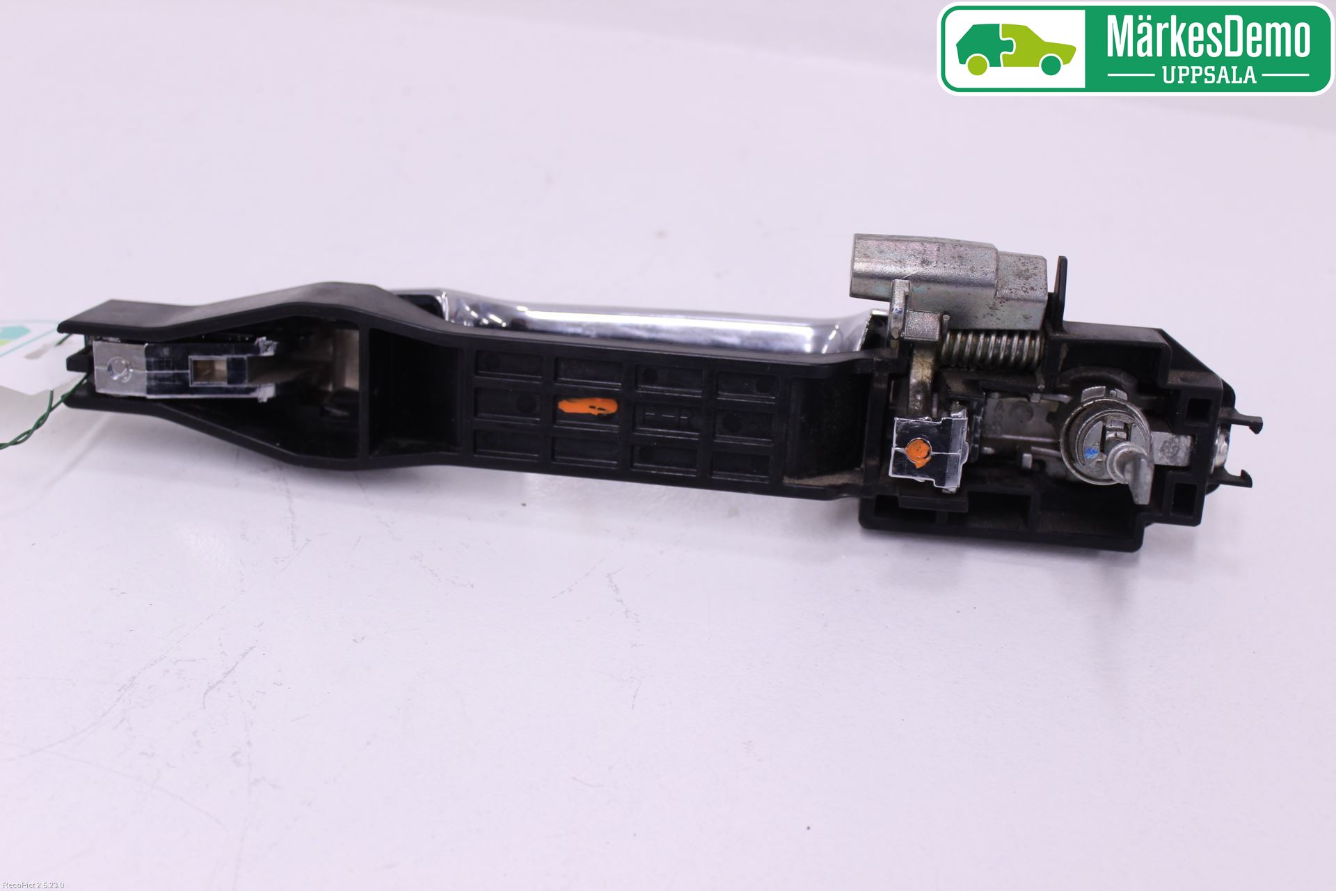Mitsubishi L200 06-15 Dørhandtak Ytre Høyre