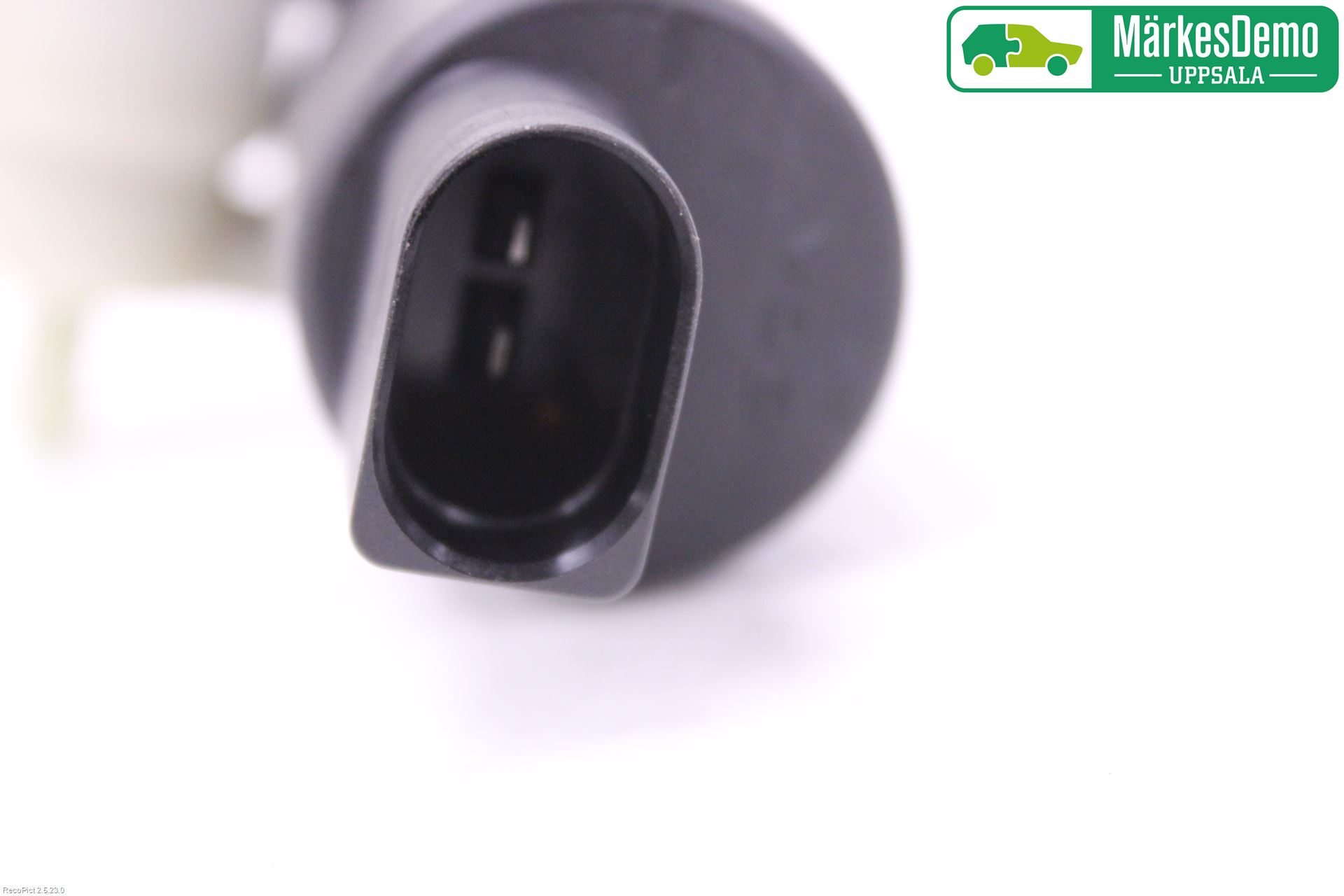 Mercedes-Benz MB C-KLASS (W204) 07-15 Spylerpumpe Frontrute