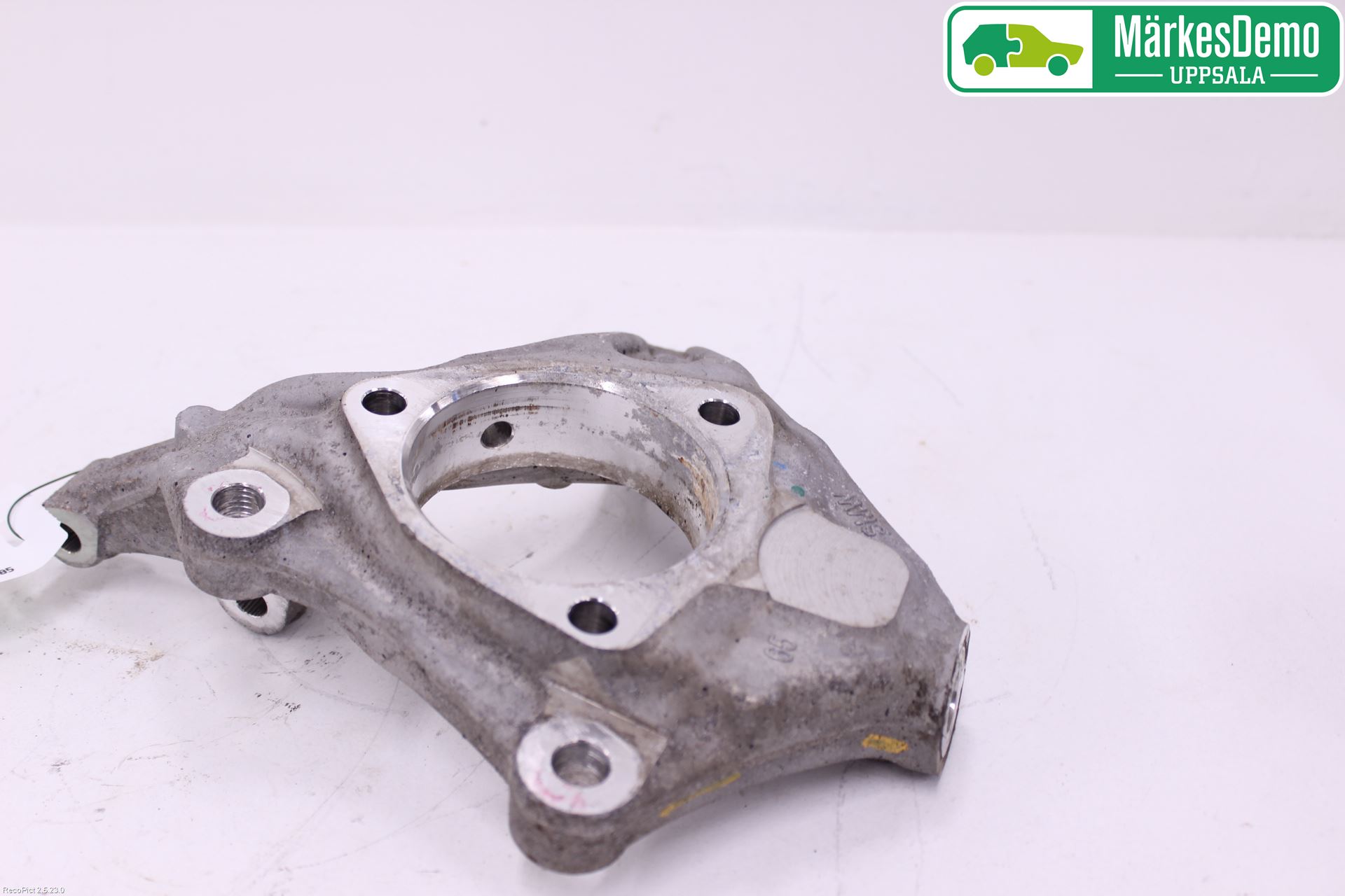 Opel ASTRA K 16-22 Spindel Vf