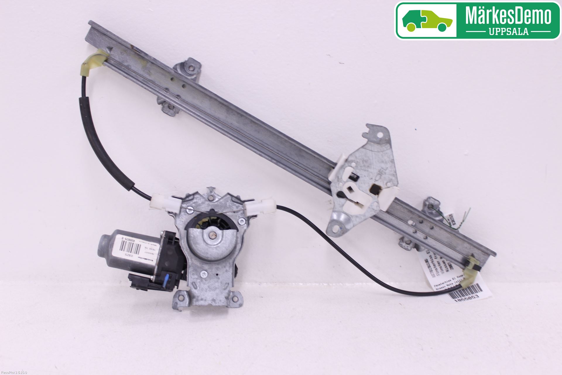 Nissan NOTE E11 06-14 Vindusheis El Komp