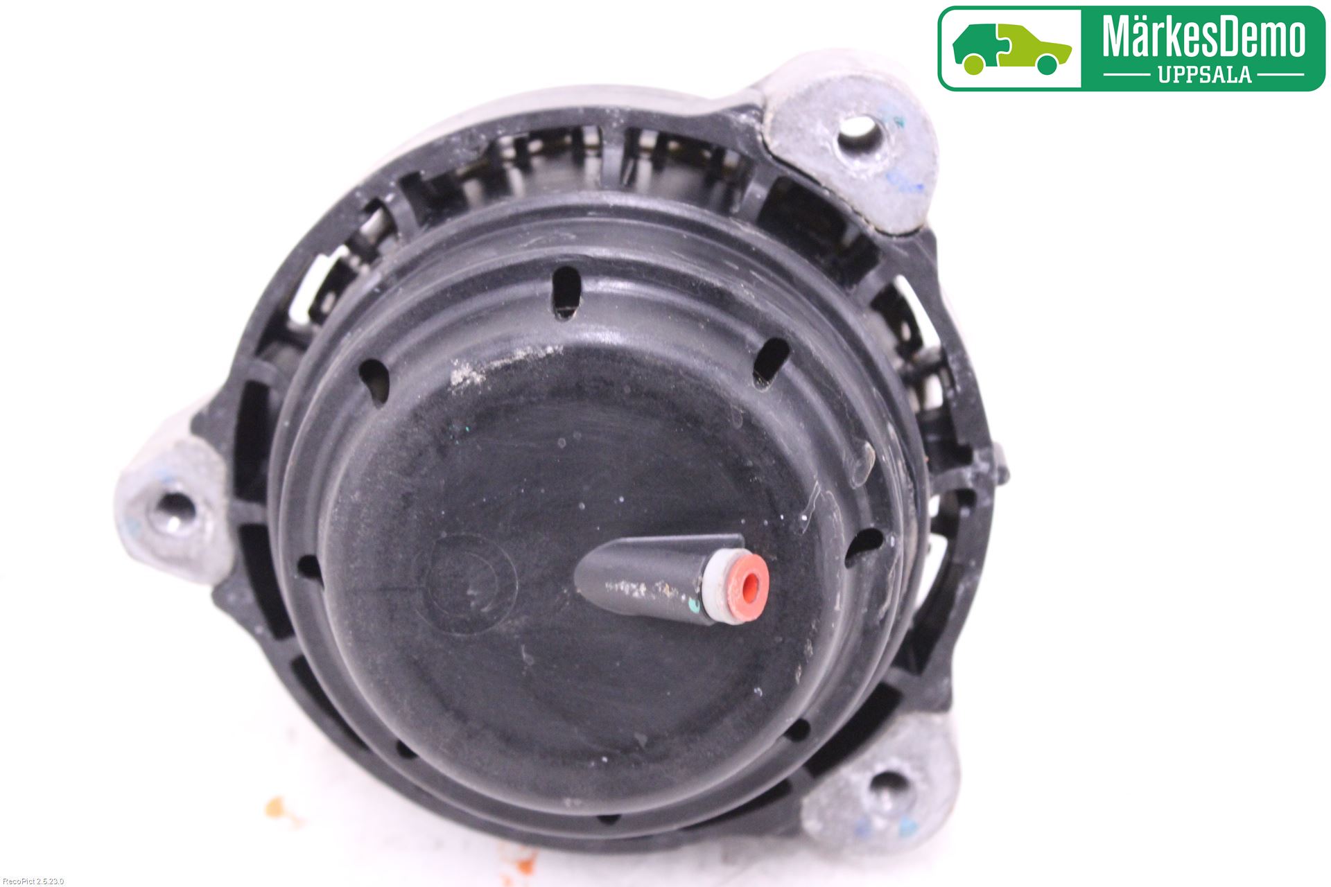 BMW 5 G30/G31/F90 17-23 Motor Feste Stål-Alu