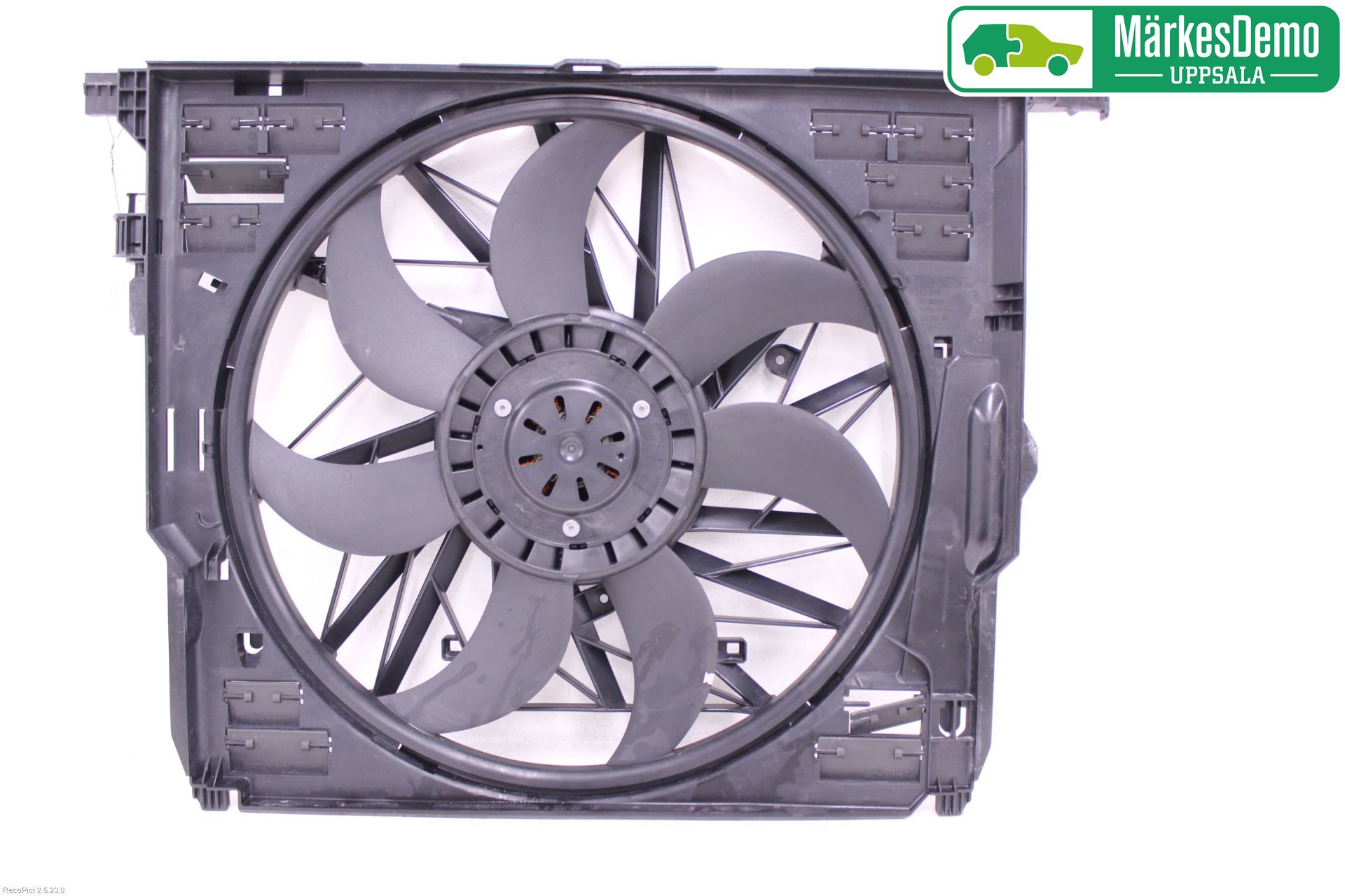 BMW 5 F10/F11/F18 09-17 Kjølevifte Elektrisk