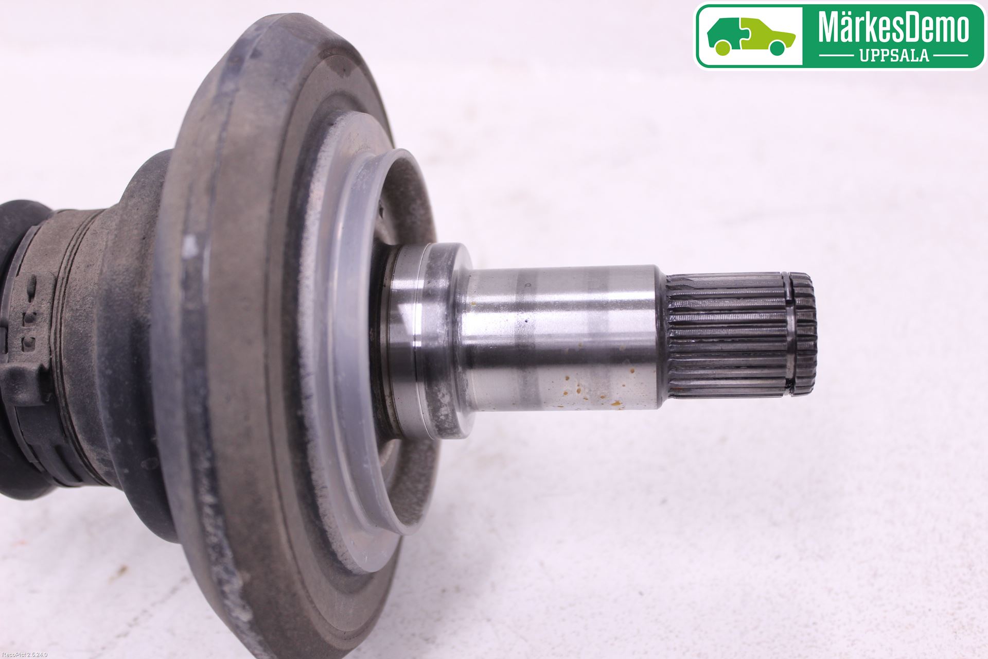 Mercedes-Benz MB E-KLASS (W213) 16-23 Drivaksel Bak Kompl Venstre