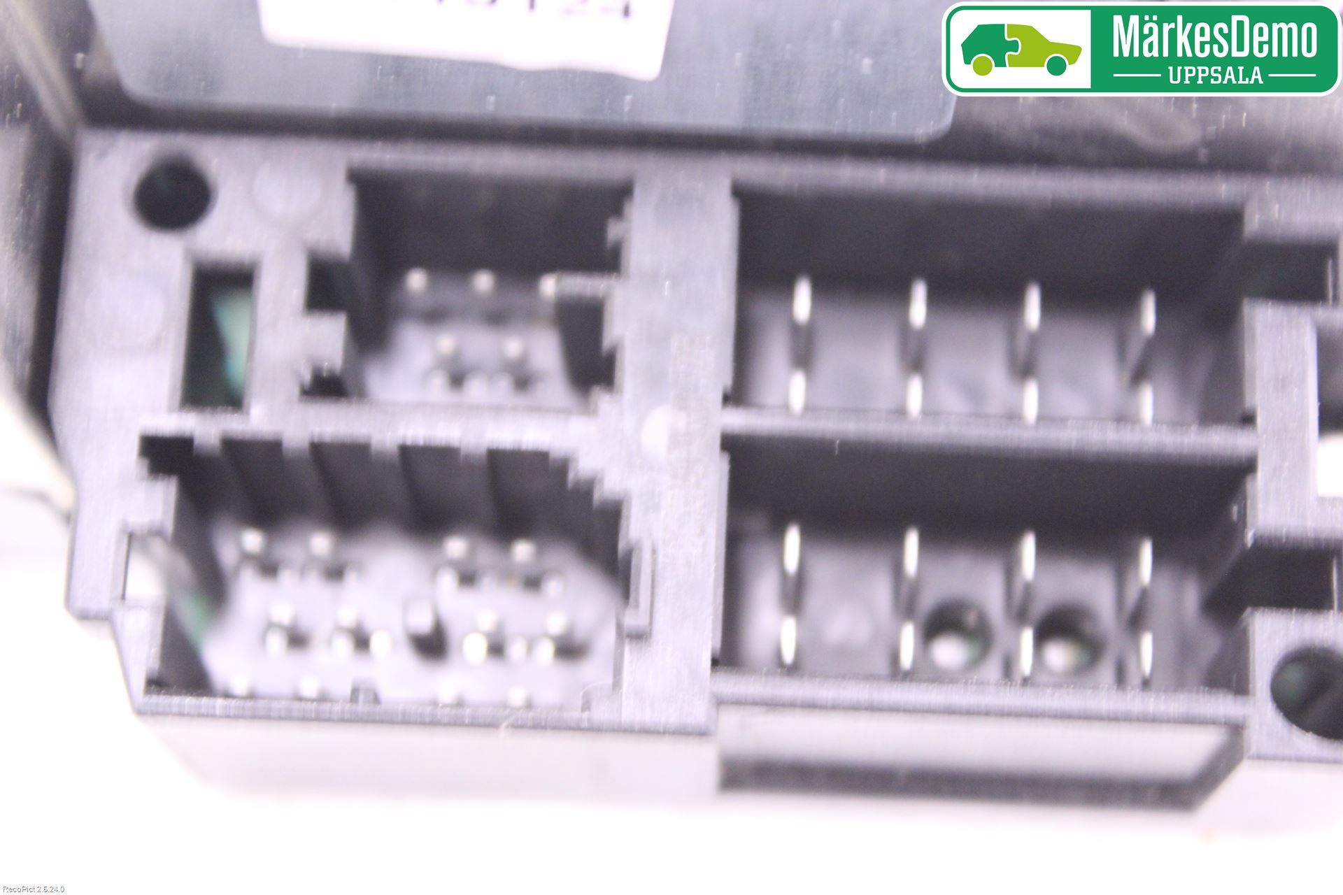 Renault LAGUNA III 08-10 Stereo Radio Med Cd