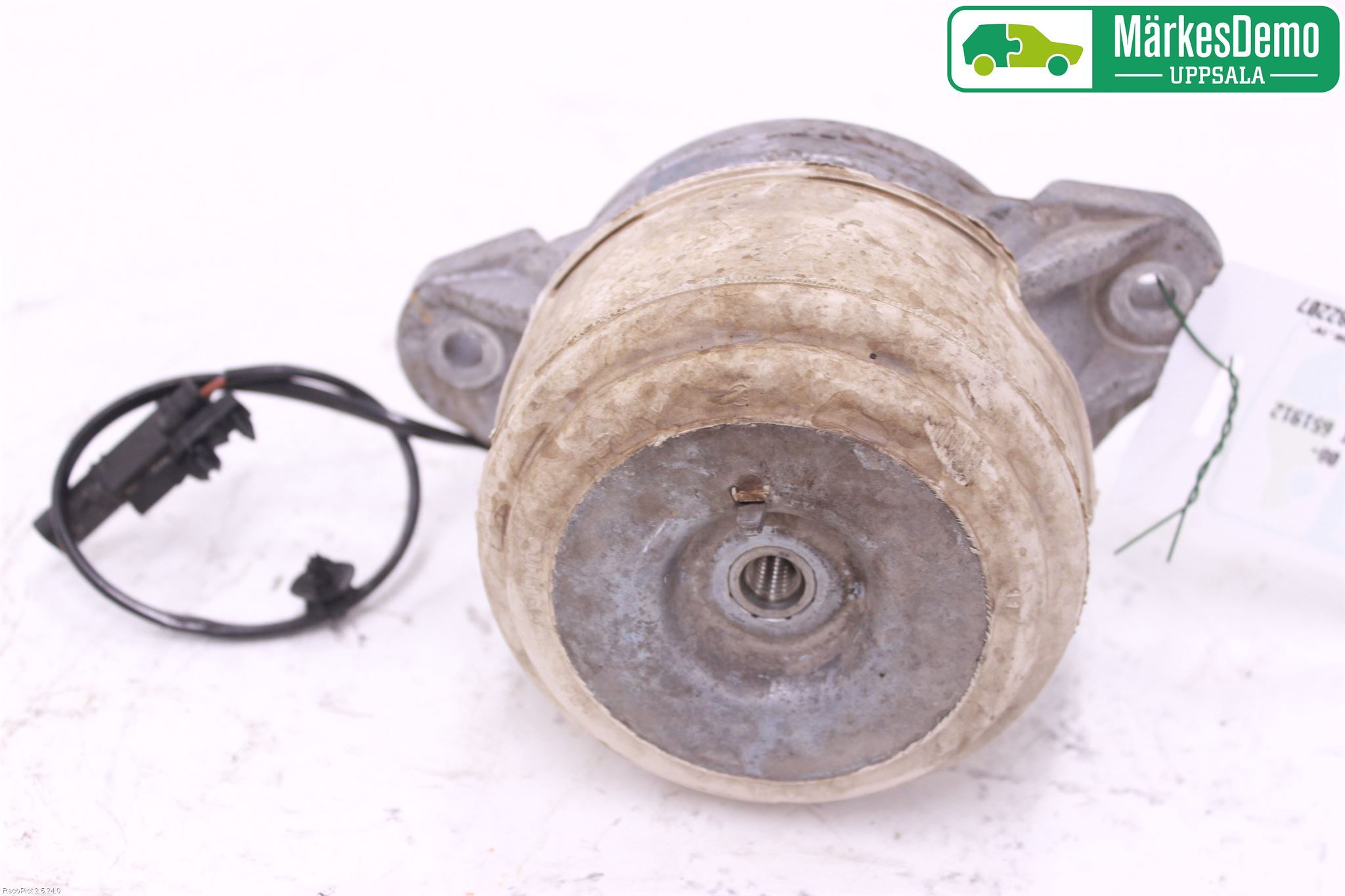 Mercedes-Benz MB GLK-KLASS (X204) 08-16 Motor Feste Gummi
