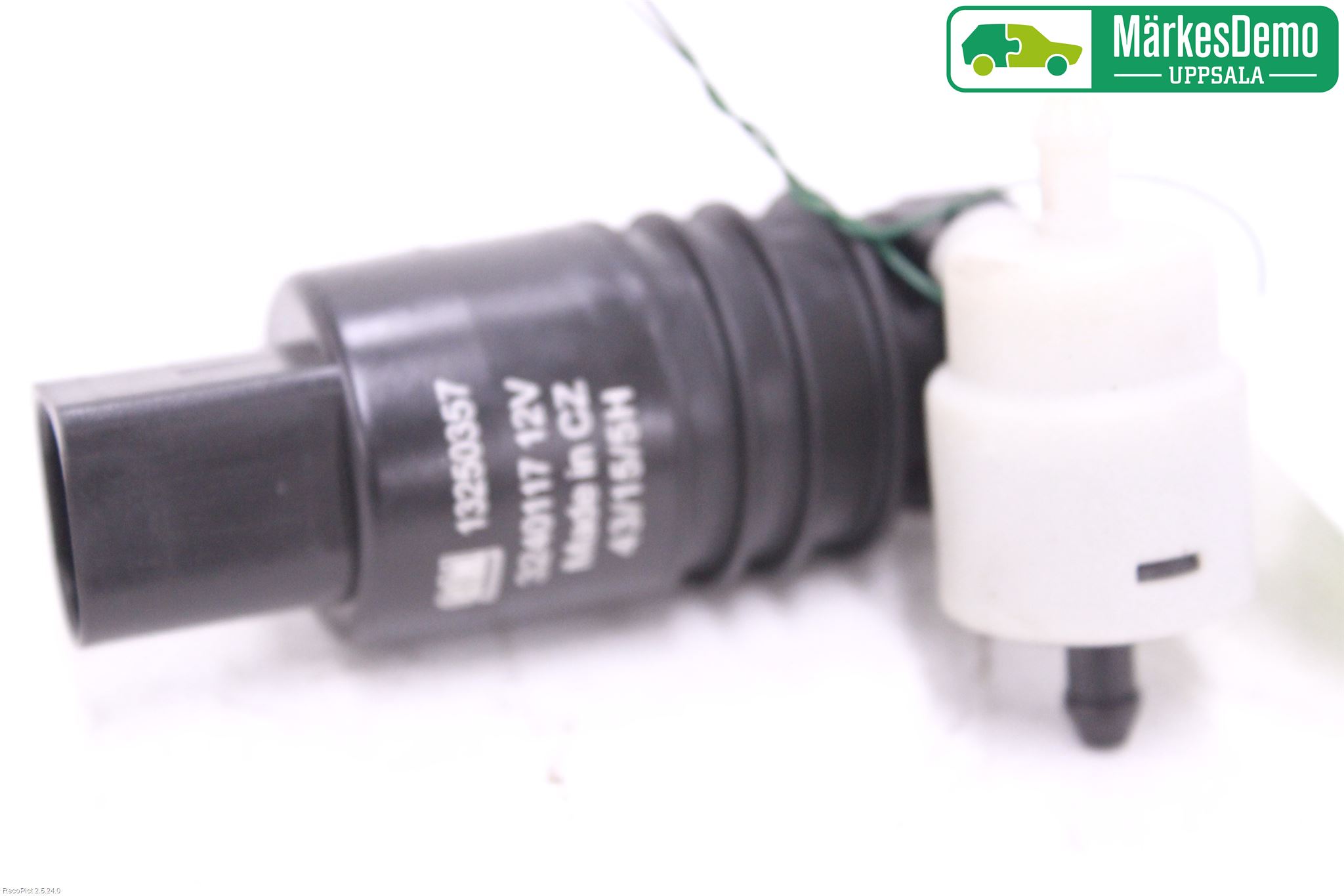 Opel CORSA E 15-19 Spylerpumpe Frontrute
