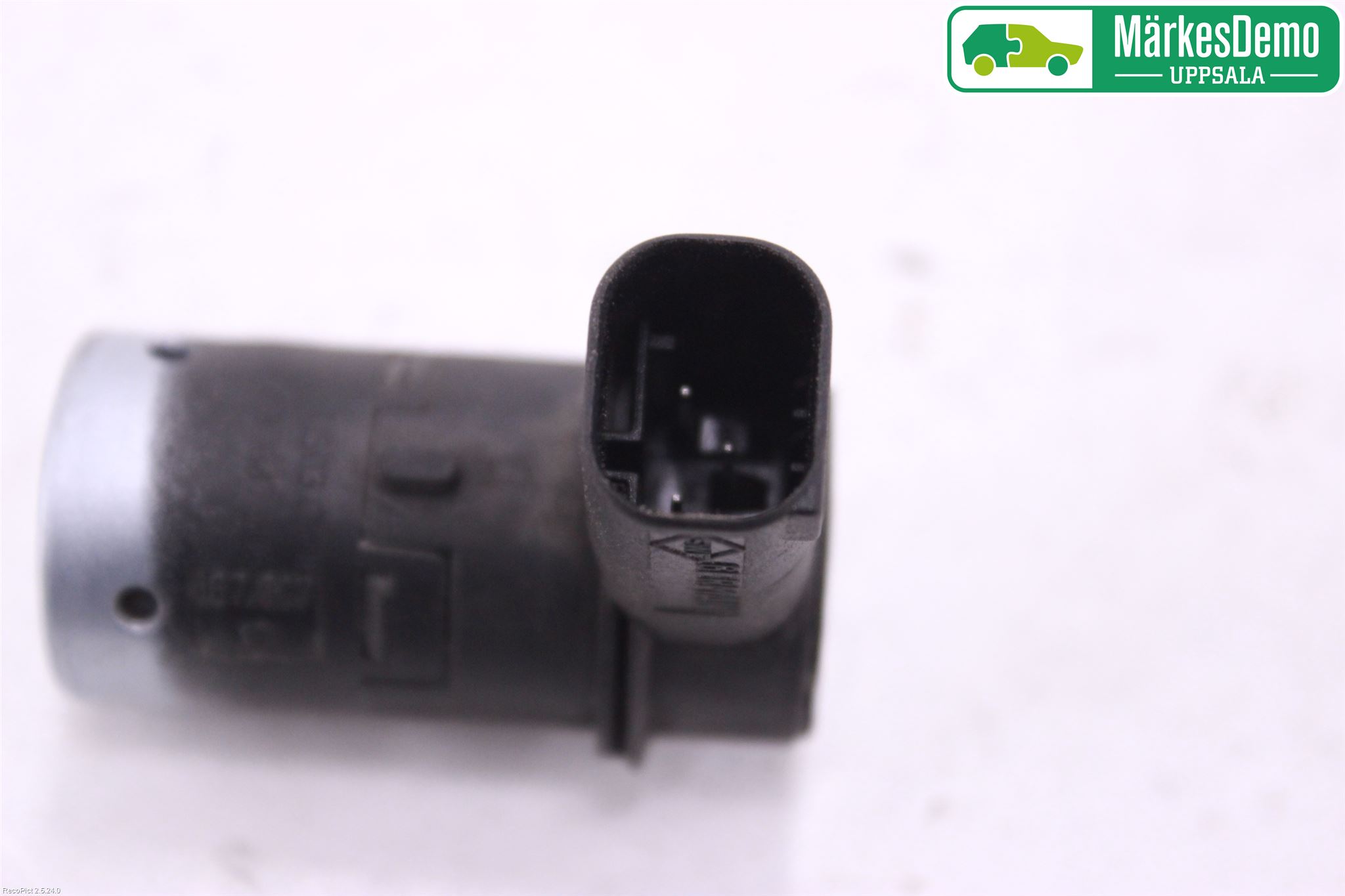 BMW 6 E63/64    02-10 Sensor Parkering Front