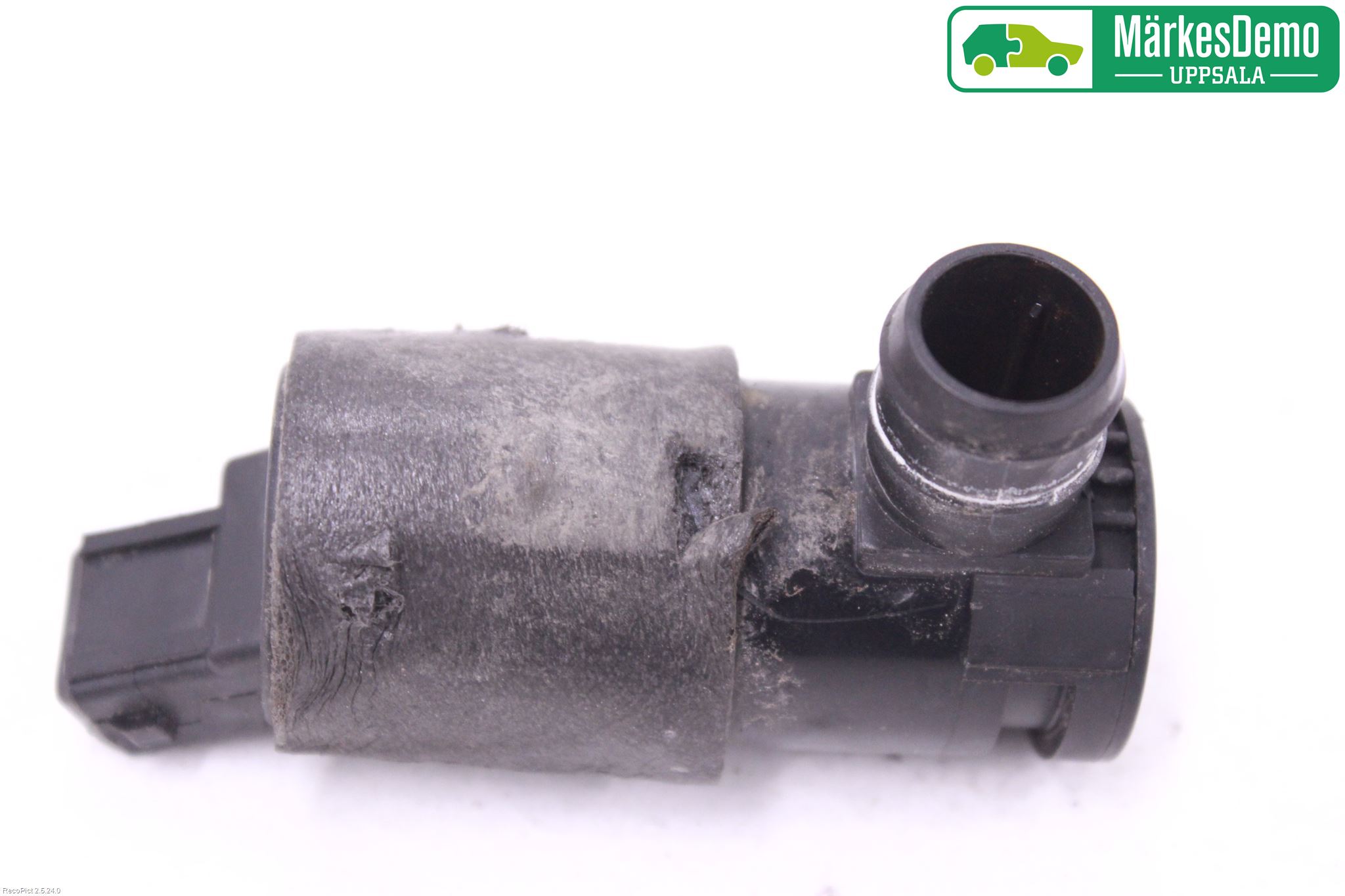 Ford TRANSIT CONNECT 09-13 Spylerpumpe Frontrute