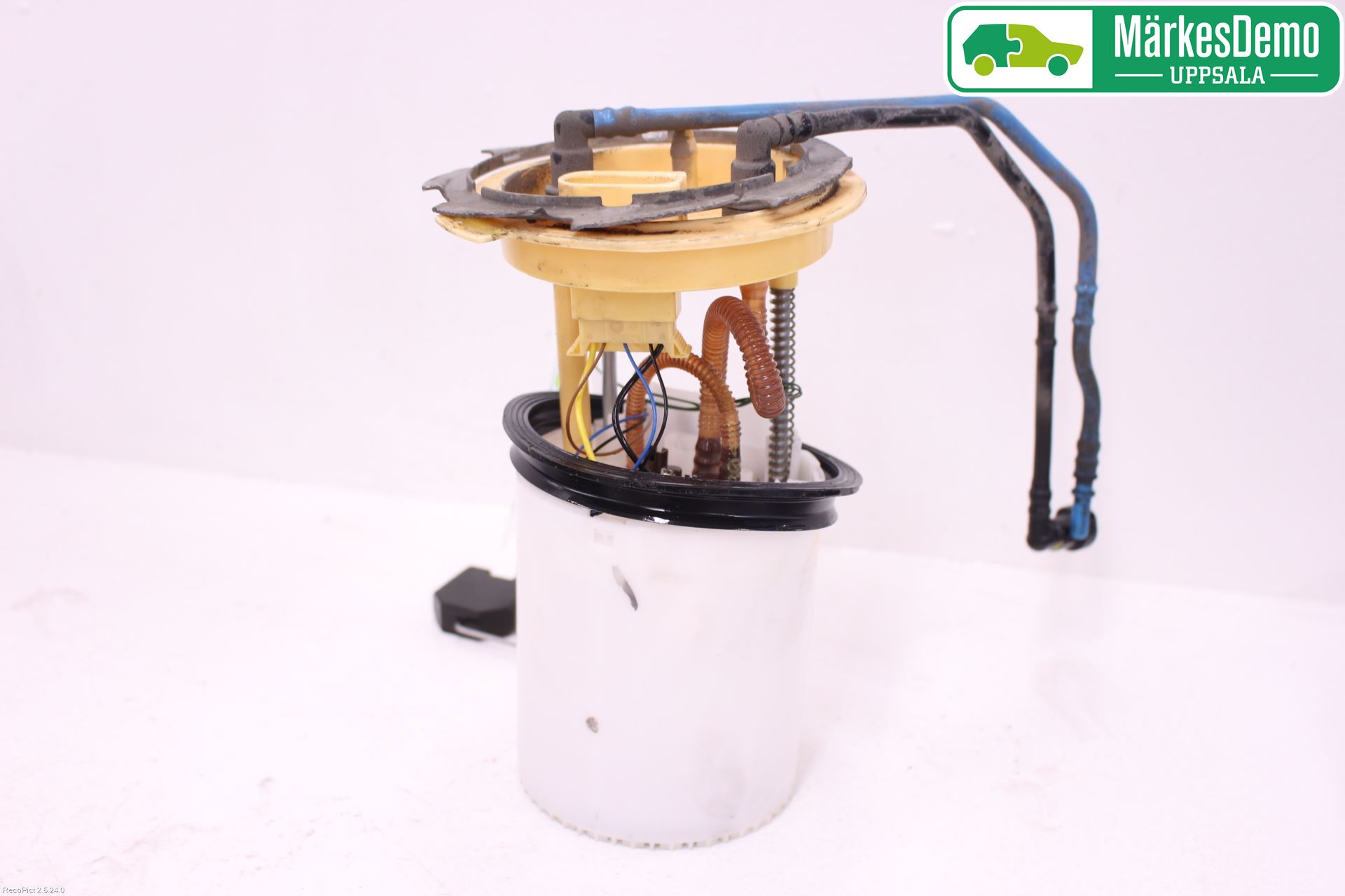 Volkswagen VW PASSAT 11-14 Drivstoffpumpe Fødepumpe El