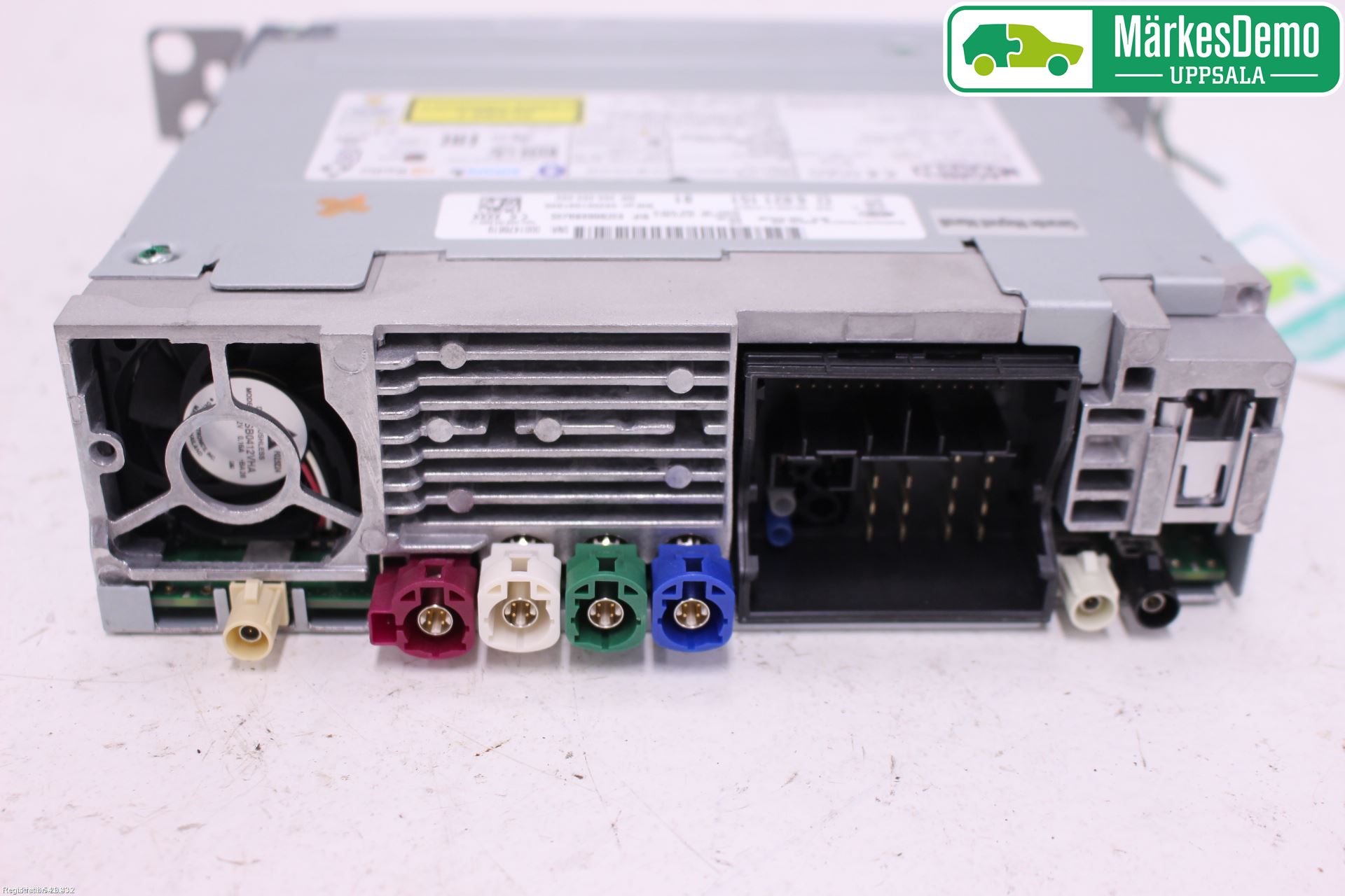 BMW 3 F30/F31/F80 12-19 Stereo Radio Med Cd