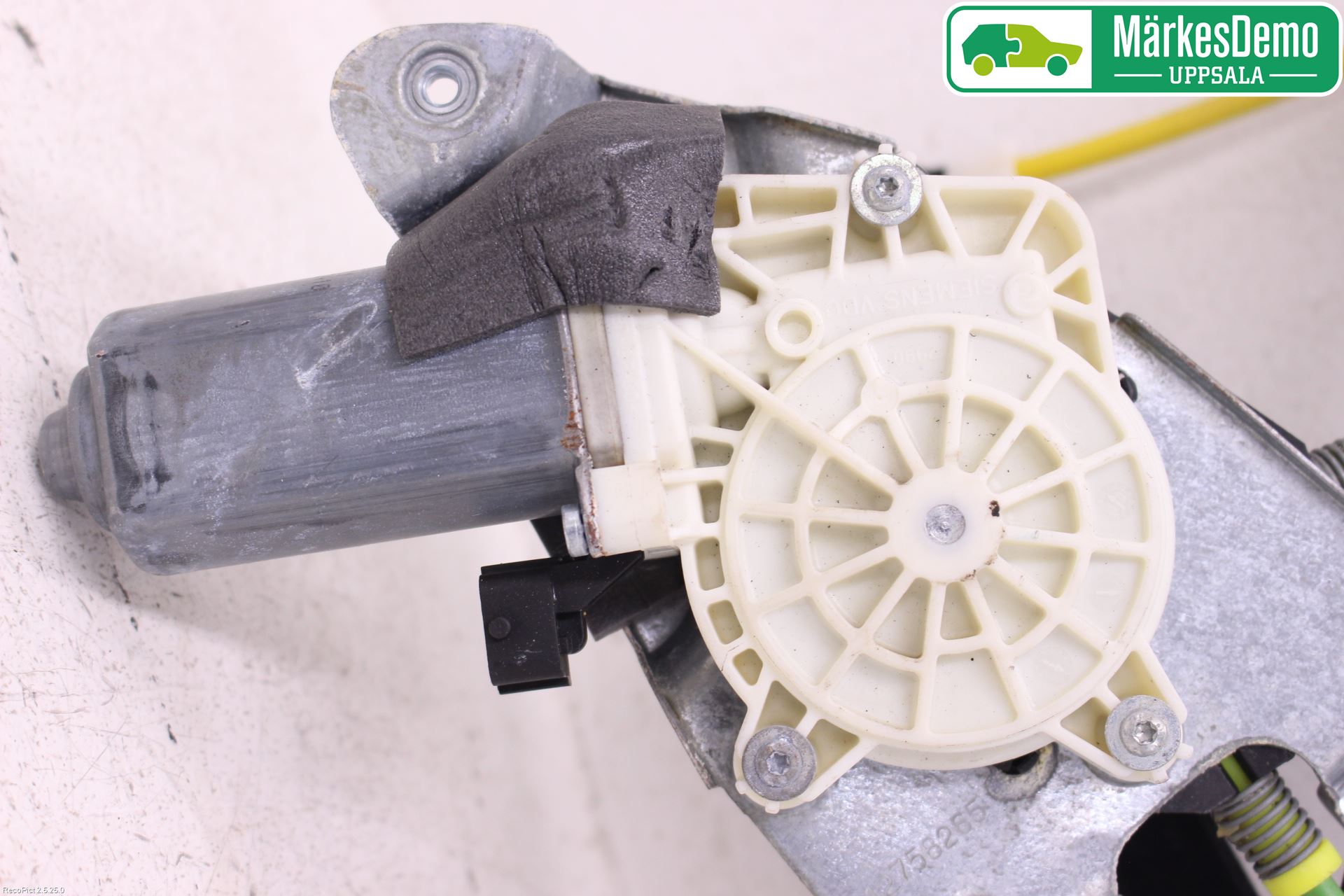 Saab 9-3 VER2/VER3 08-15 Vindusheis El Komp
