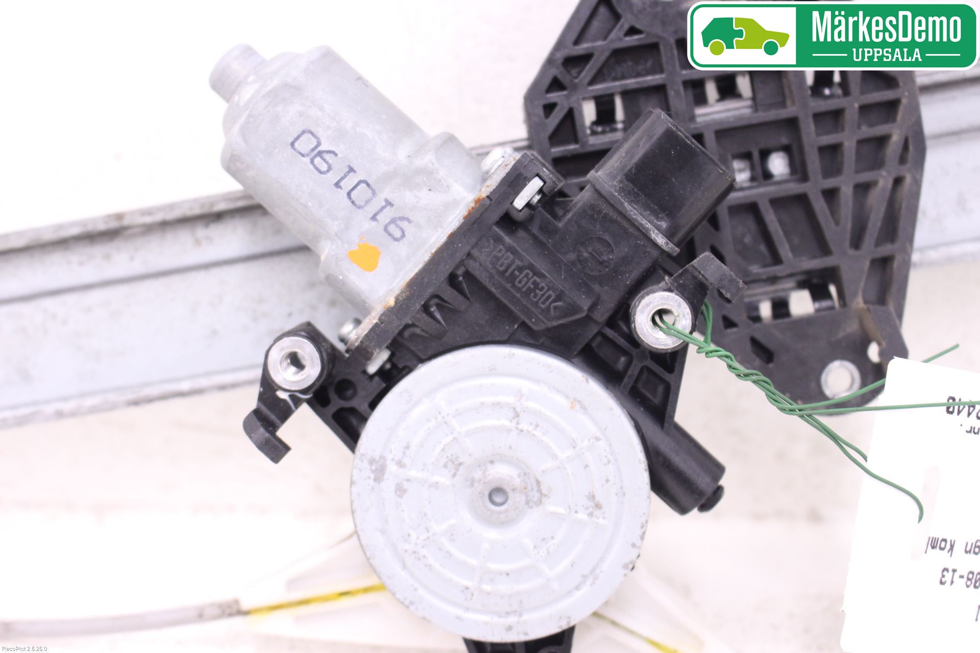 Subaru FORESTER SH  08-13 Vindusheis El Komp