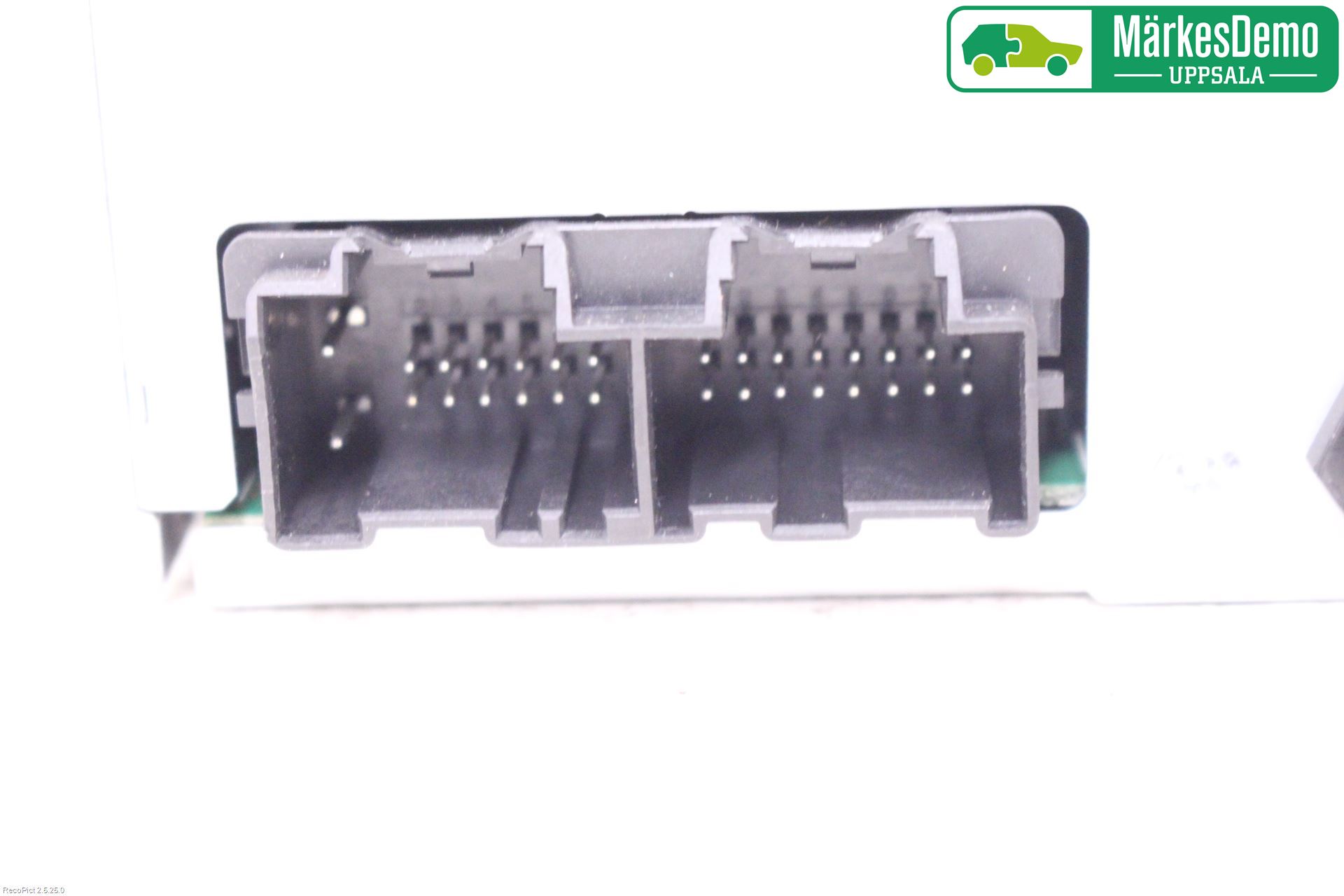 Saab 9-3 VER2/VER3 08-15 Stereo Radio Med Cd
