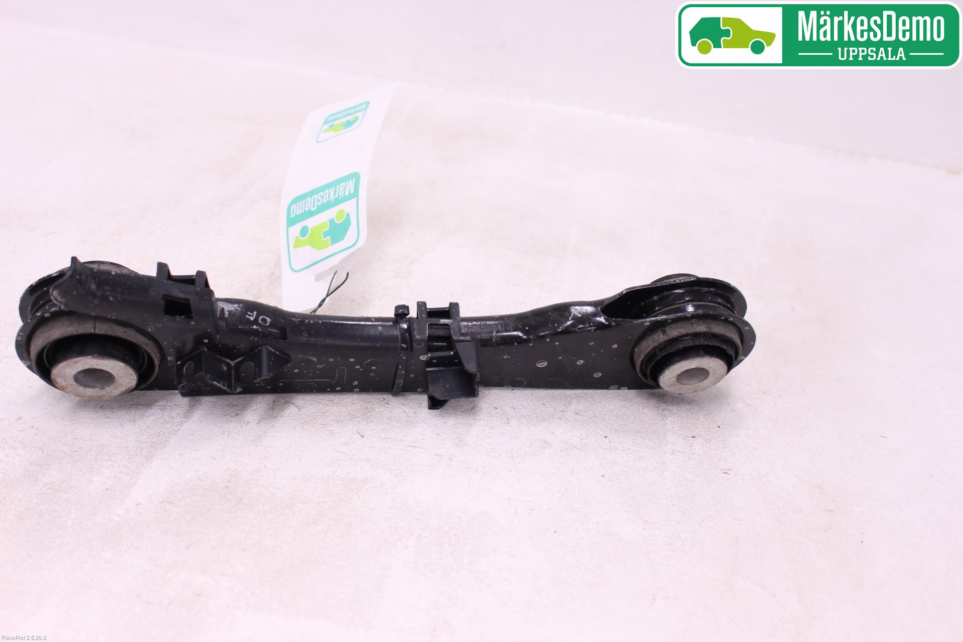 BMW 5 G30/G31/F90 17-23 Bærearm Bak Venstre Øvre