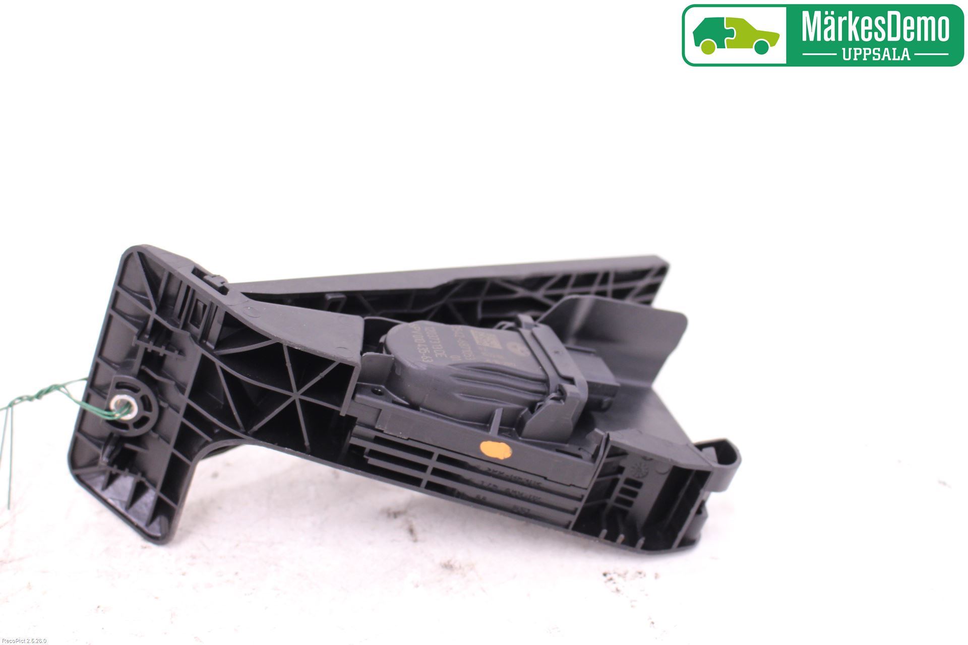 BMW 5 G30/G31/F90 17-23 Gasspedal