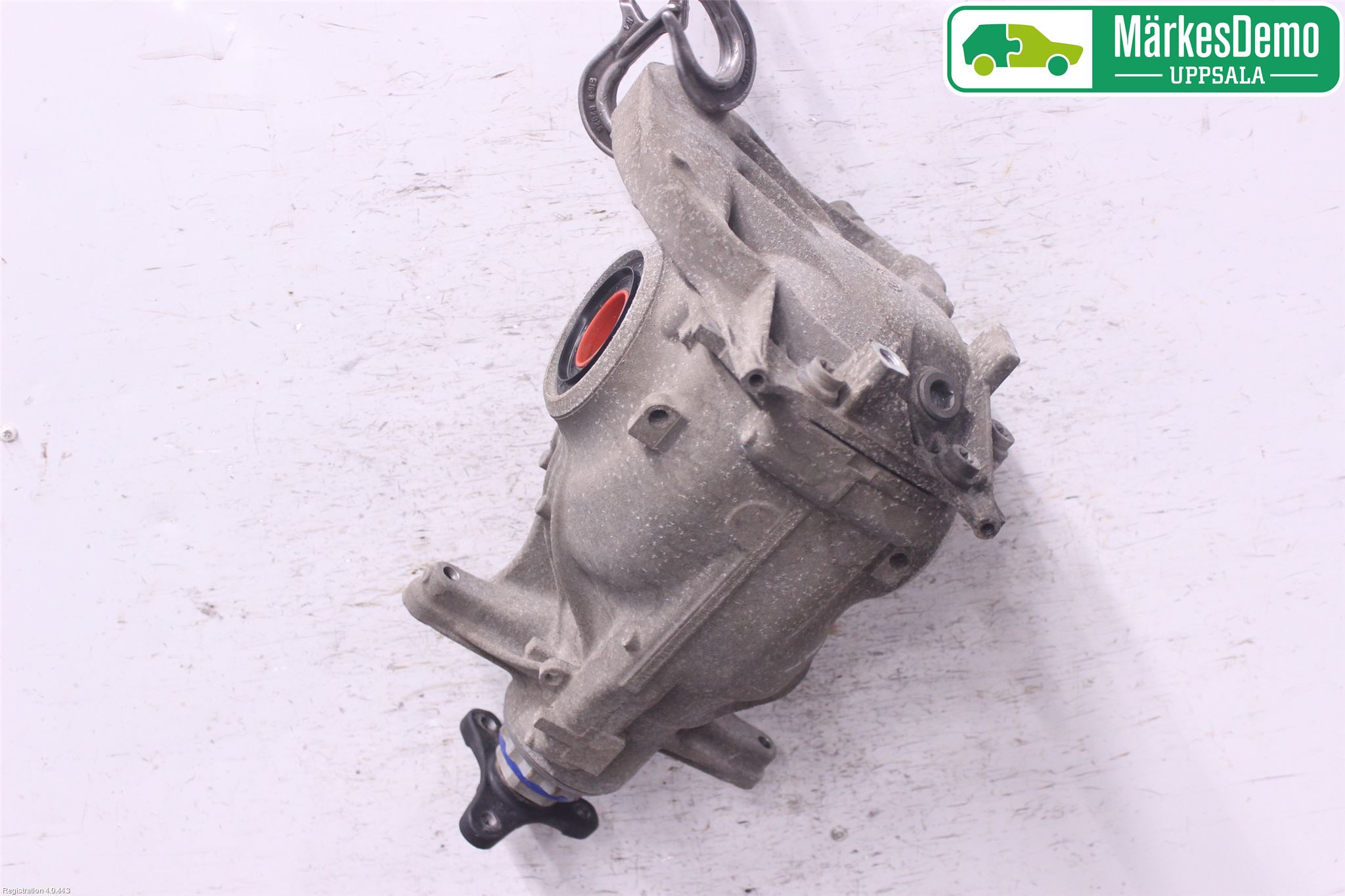 BMW 5 G30/G31/F90 17-23 Bakaksel Kardang Bak -Diff