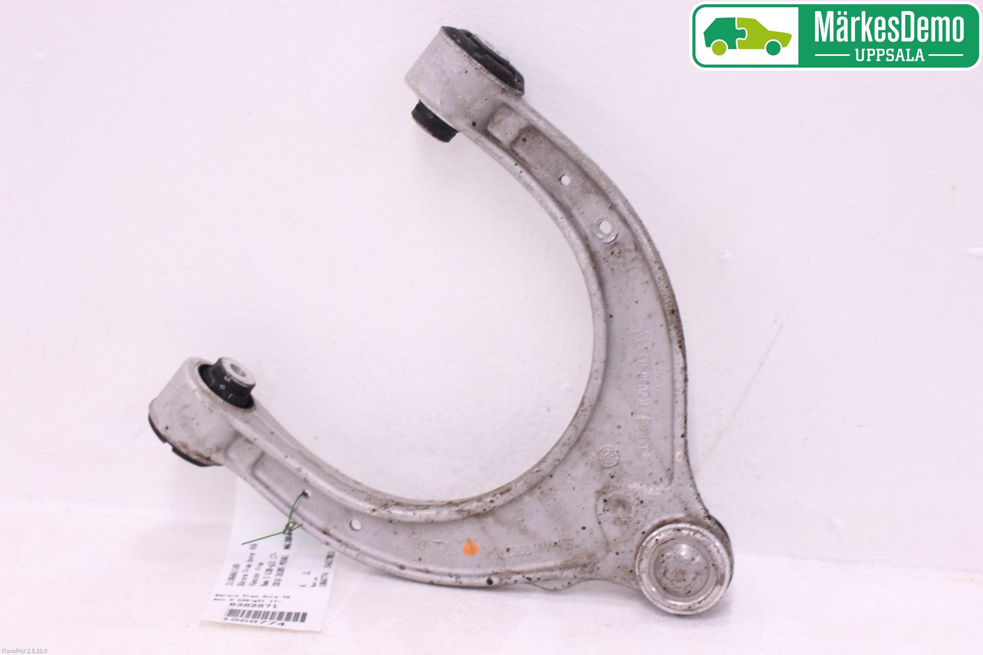 BMW 5 G30/G31/F90 17-23 Bærearm Foran Venstre Øvre