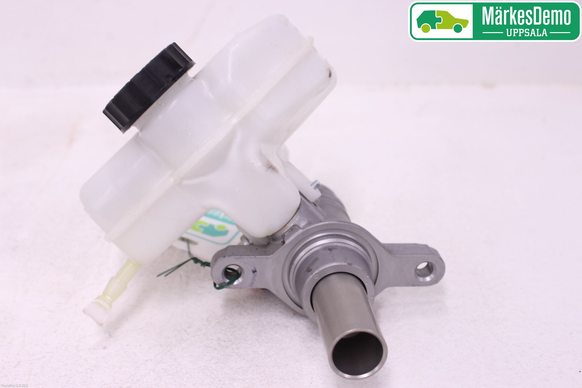 BMW 5 G30/G31/F90 17-23 Brems Hovedsylinder