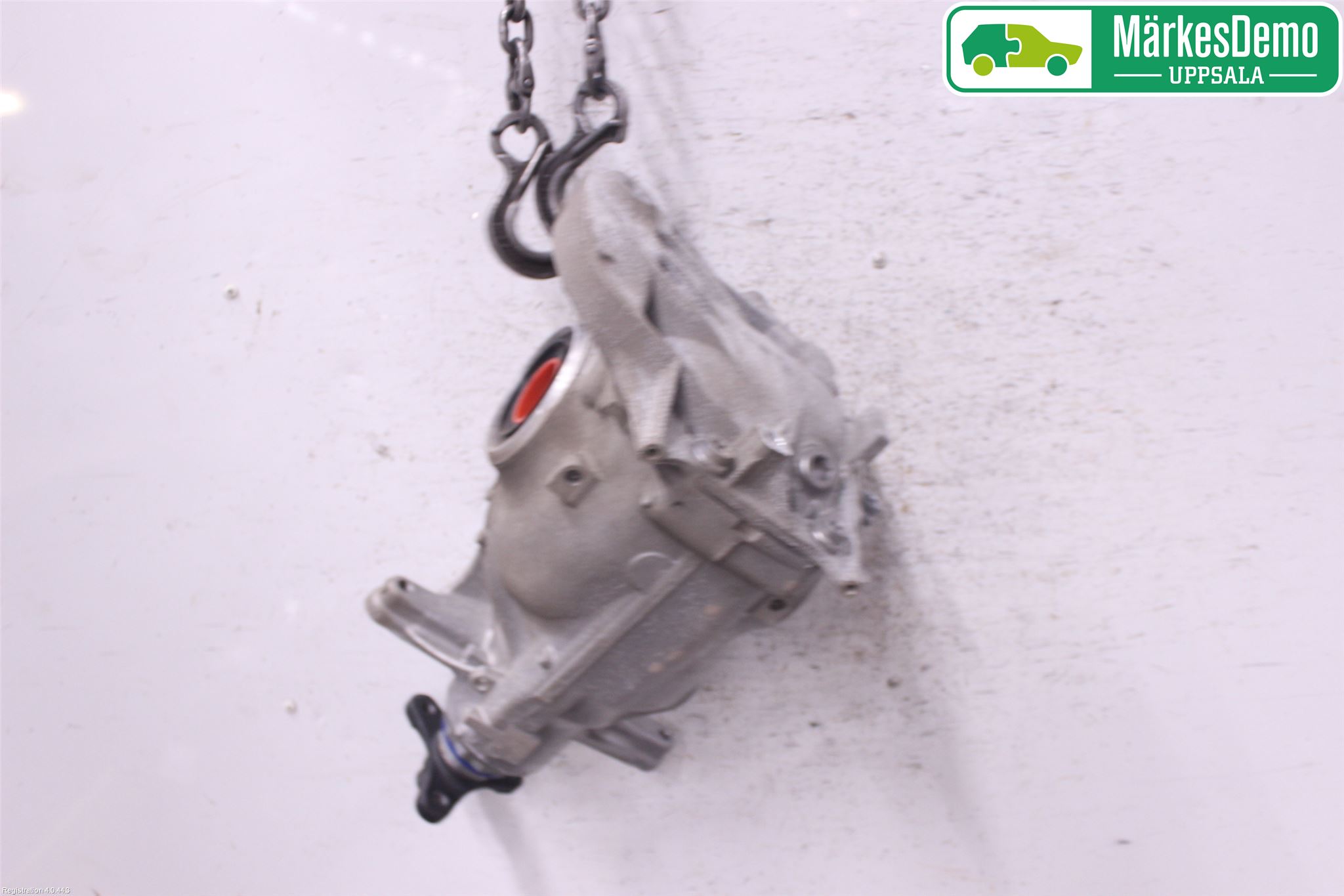 BMW 5 G30/G31/F90 17-23 Bakaksel Kardang Bak -Diff