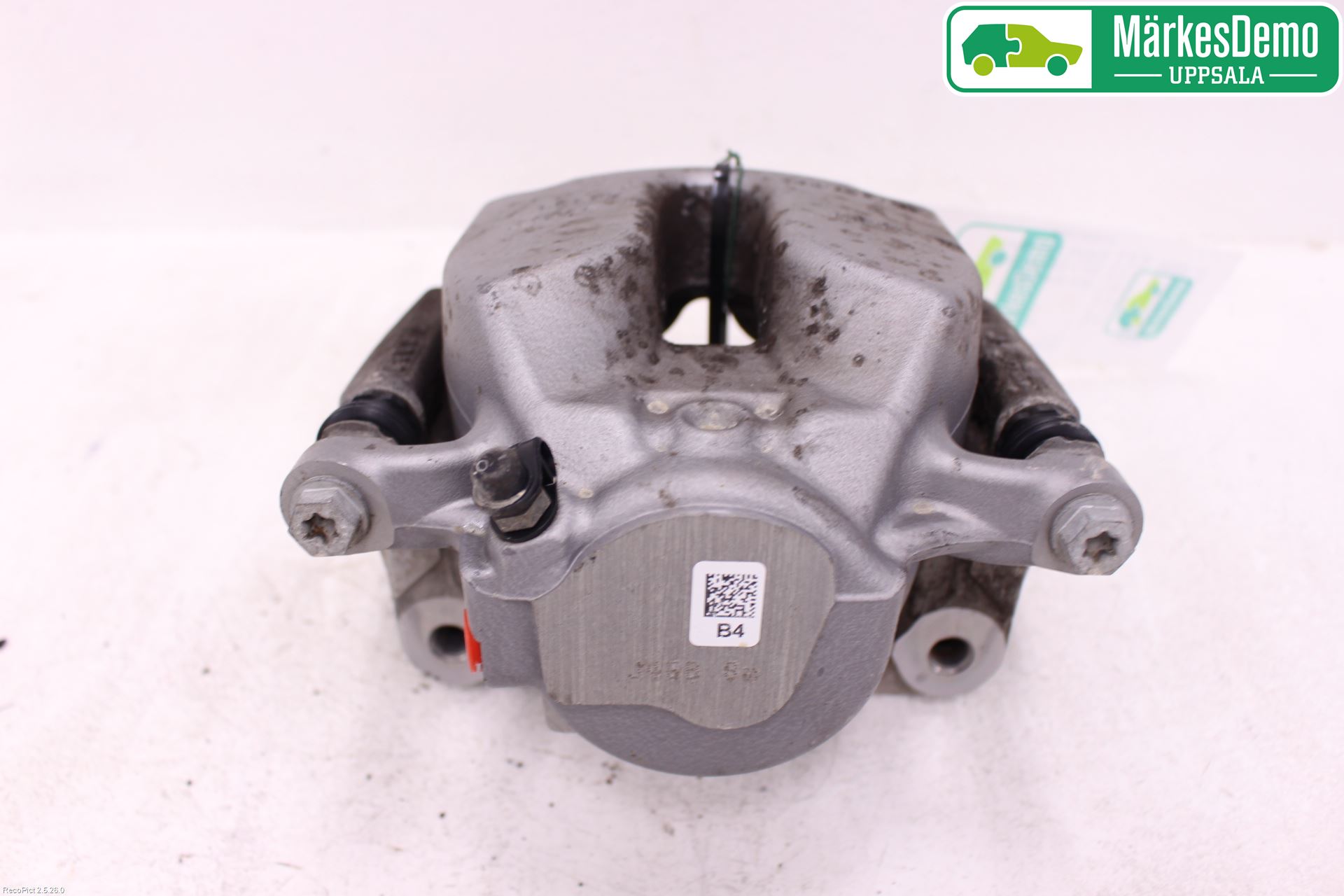 BMW 5 G30/G31/F90 17-23 Bremsecaliper Foran Høyre