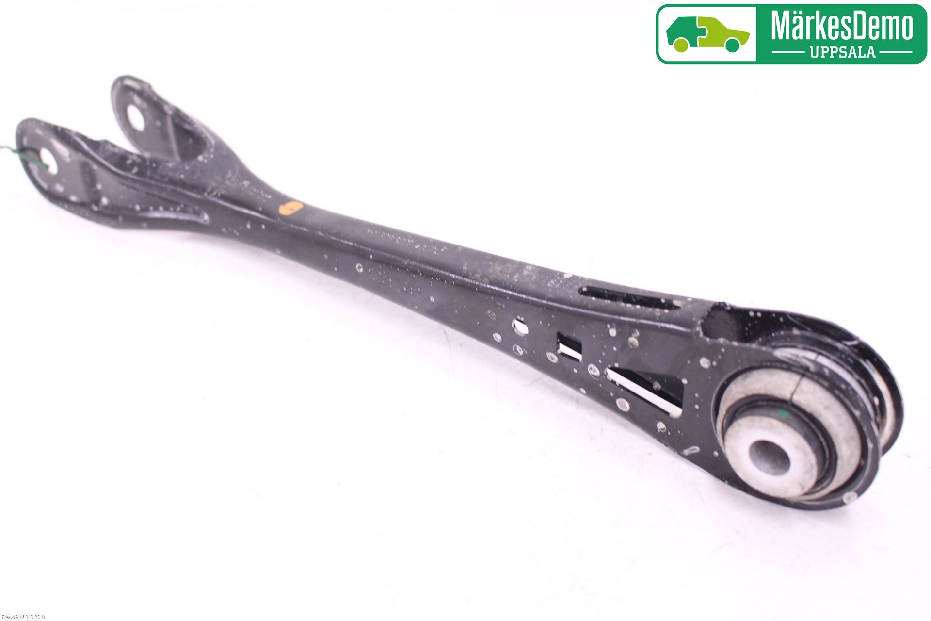 BMW 5 G30/G31/F90 17-23 Bærearm Bak Høyre