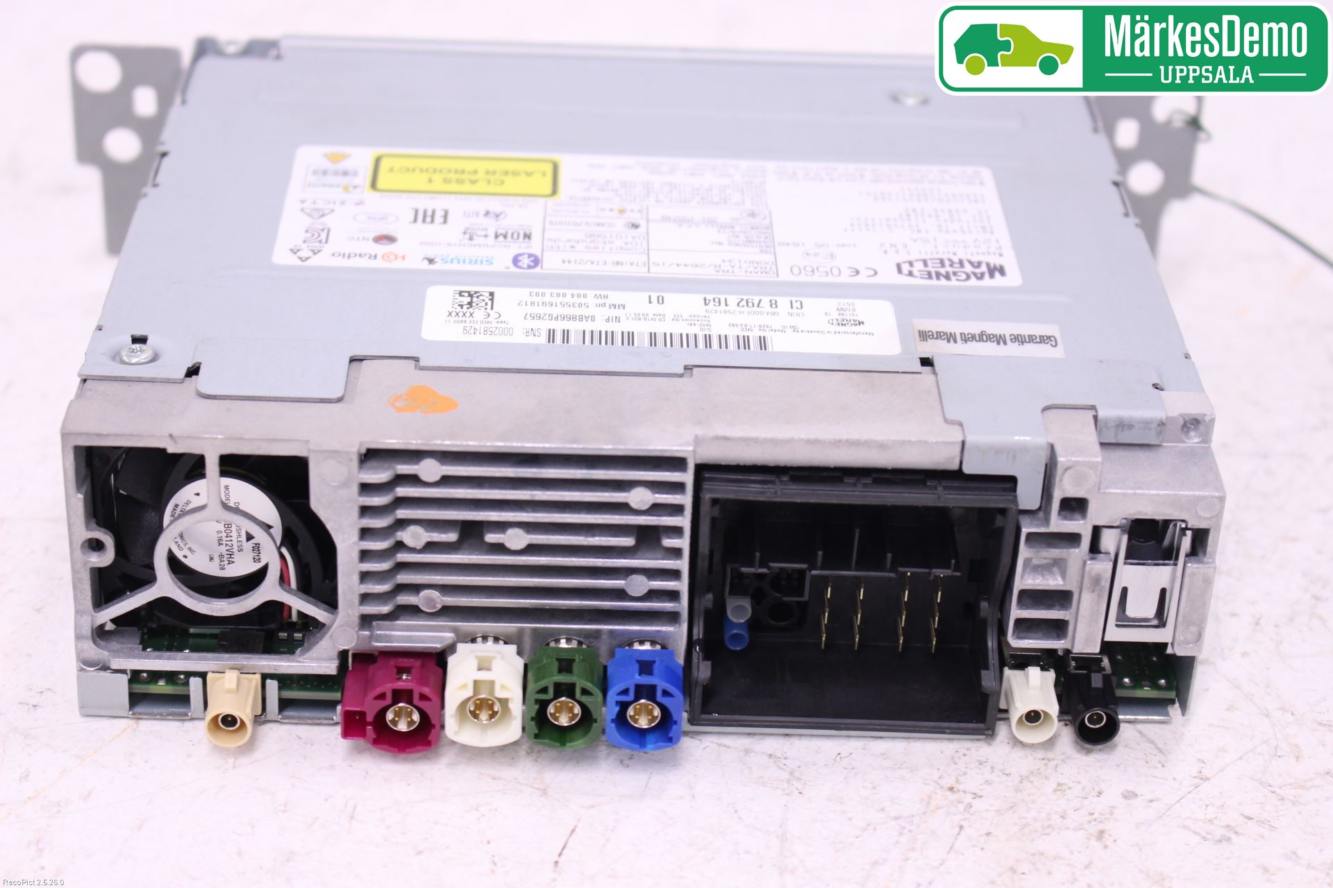 BMW 3 F30/F31/F80 12-19 Stereo Radio